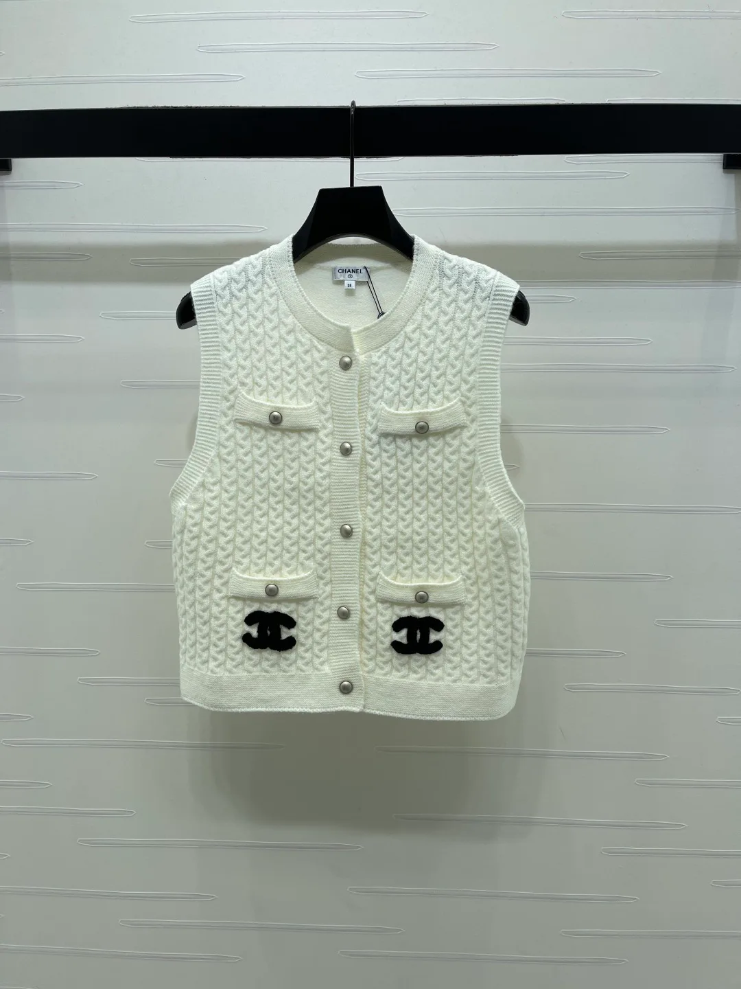 Жилеты Женские Chanel 11517805