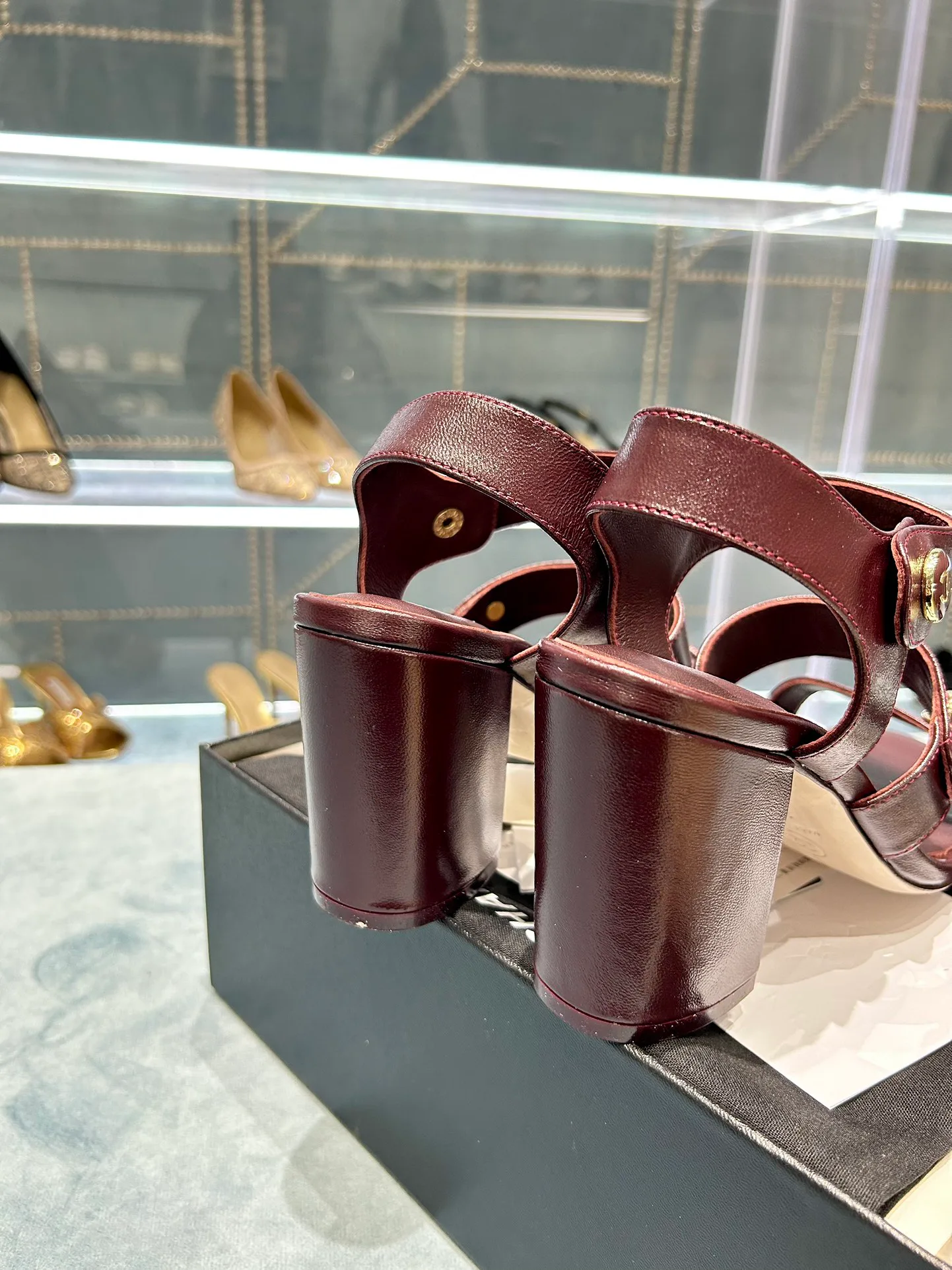 Босоножки Женские Chanel 10245368