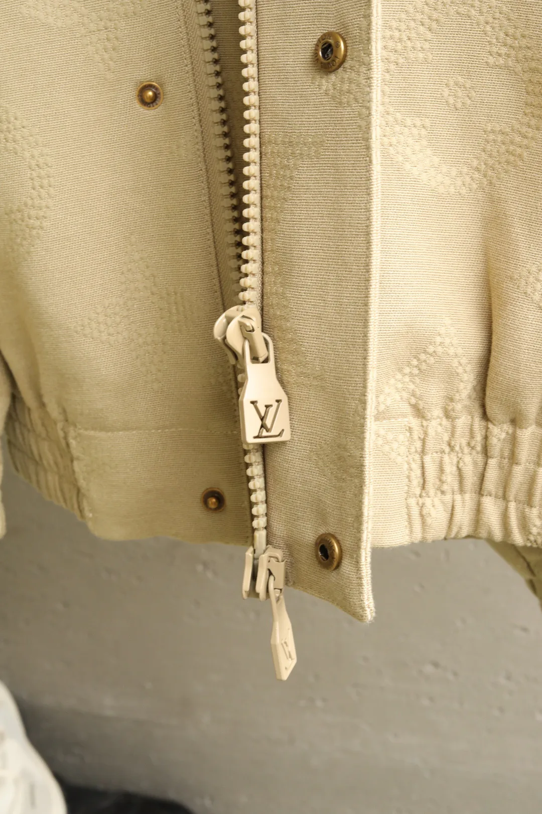 Куртки И Пуховики Мужские Louis Vuitton 5715429