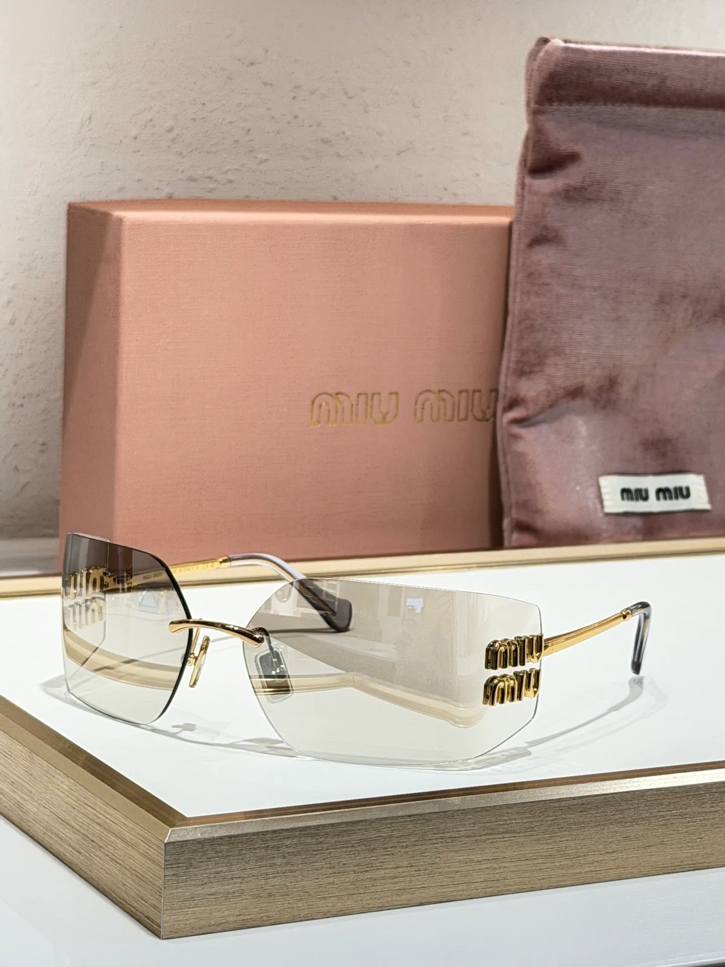 Очки Miu Miu 555423