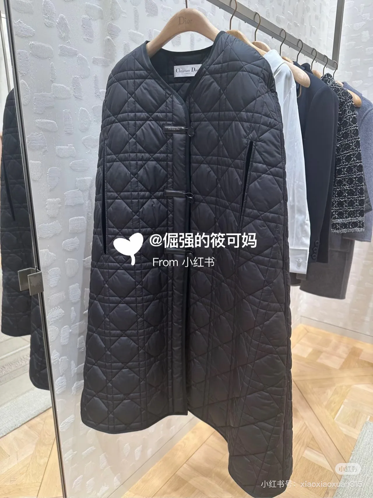 Пальто Женские Christian Dior 18106500