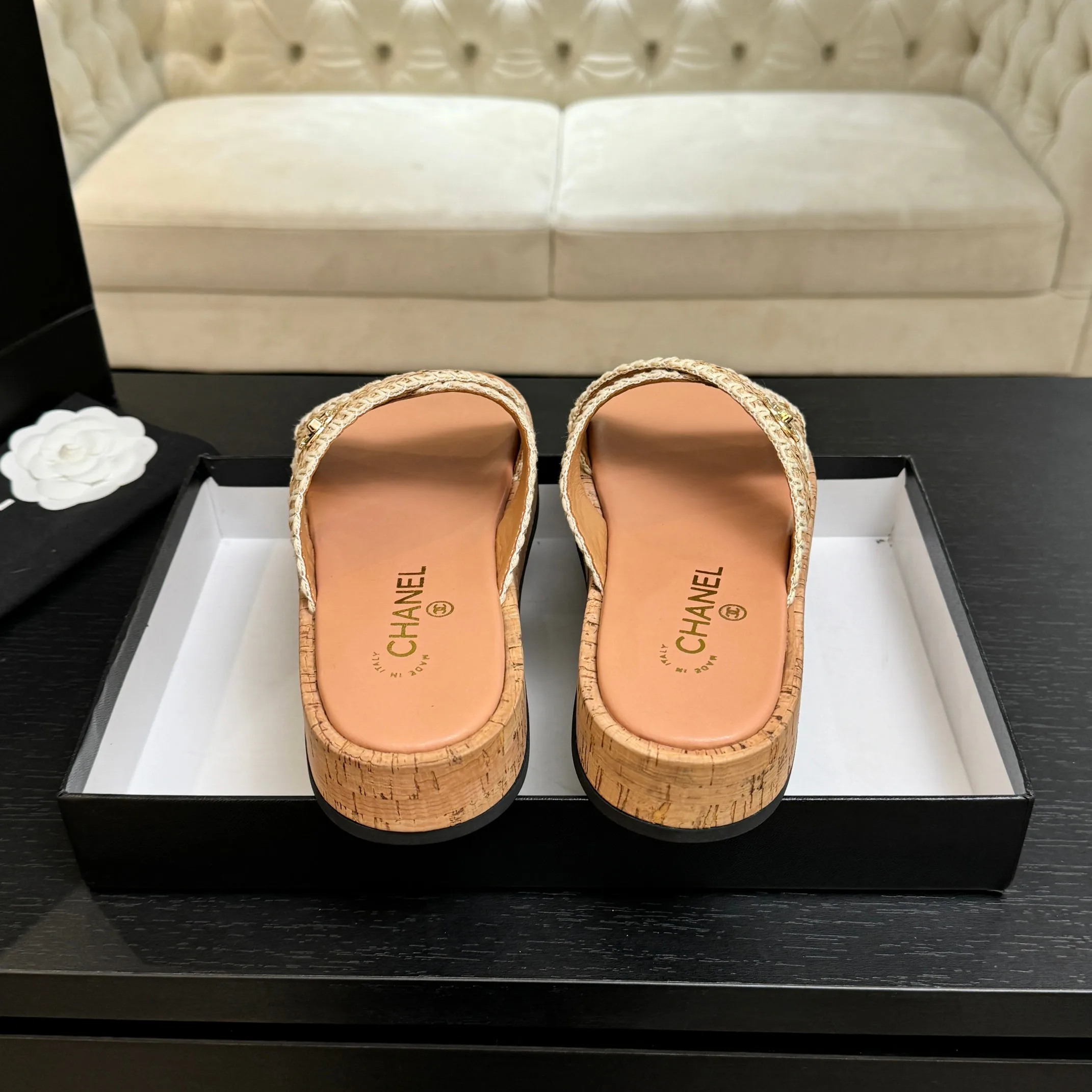 Шлепанцы Женские Chanel 1090995