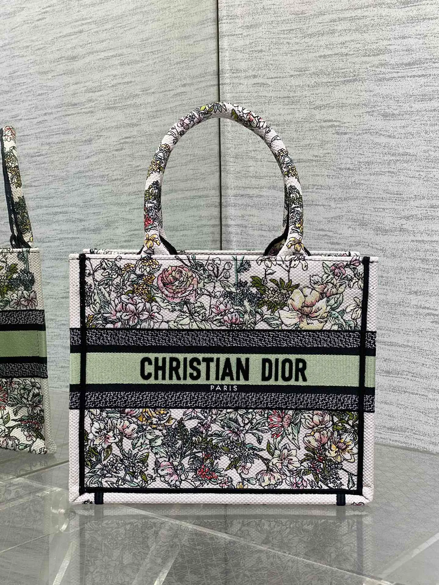 Классические Сумки Женские Christian Dior 11224049