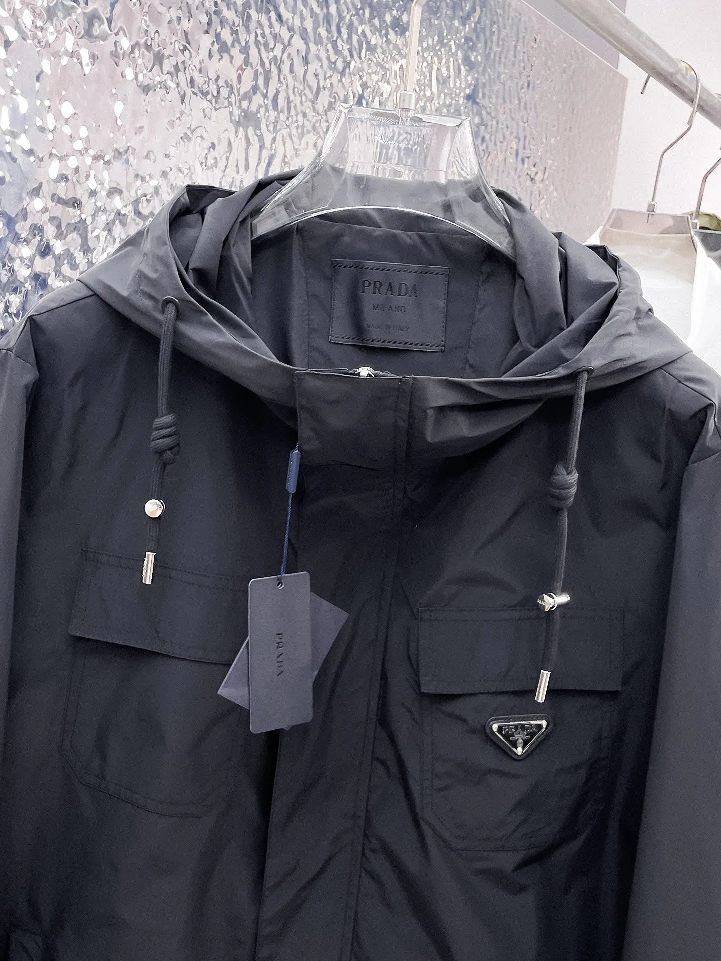 Куртки И Пуховики Мужские Prada 9352318