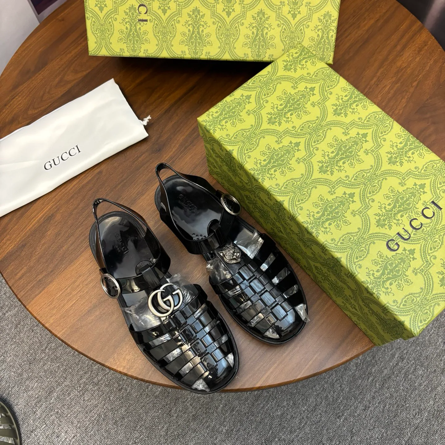 Туфли Женские Gucci 493978