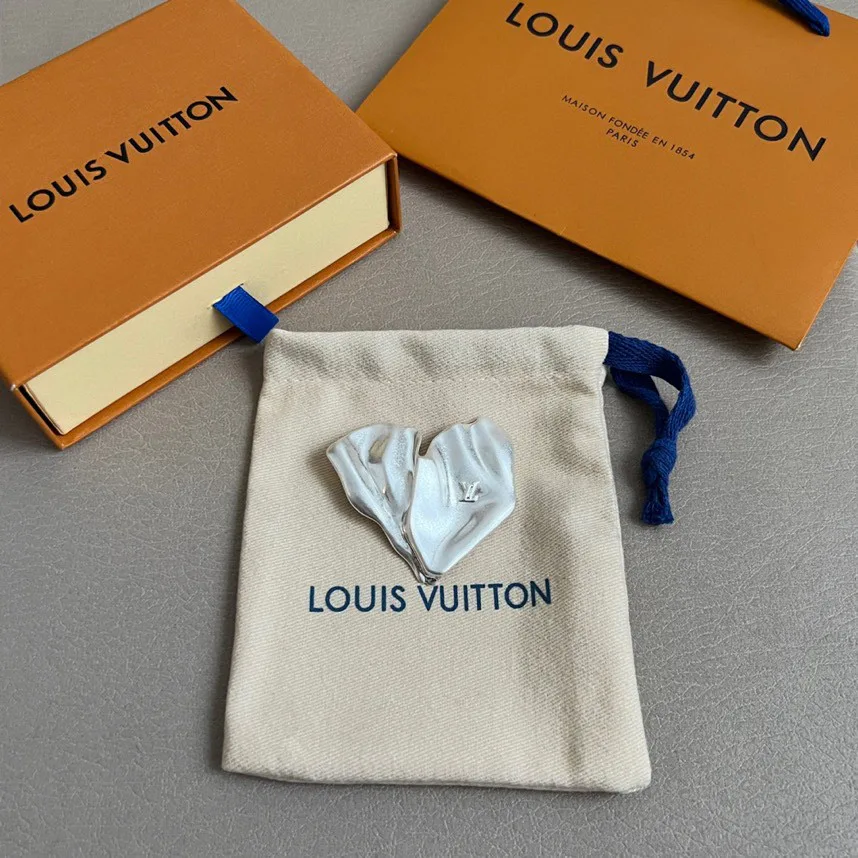 Бижутерия Louis Vuitton 1540826