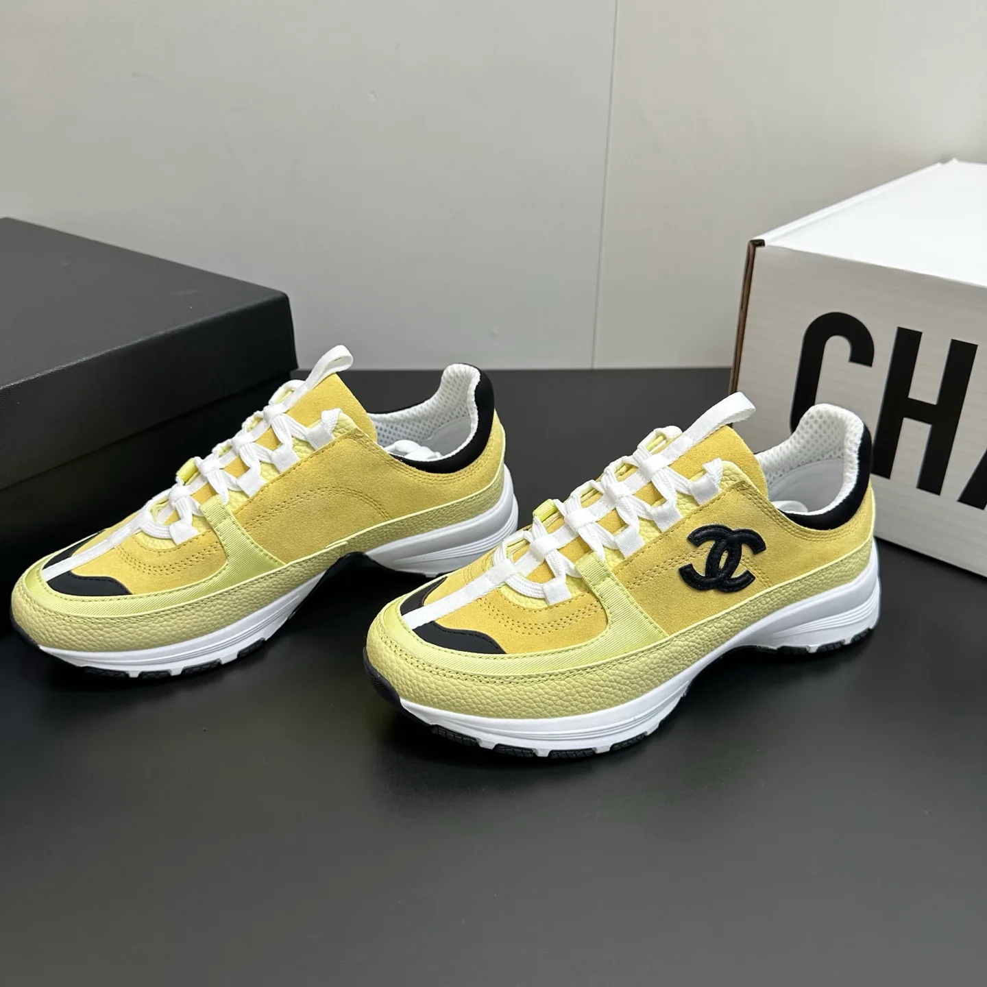 Кроссовки Женские Chanel 1748625