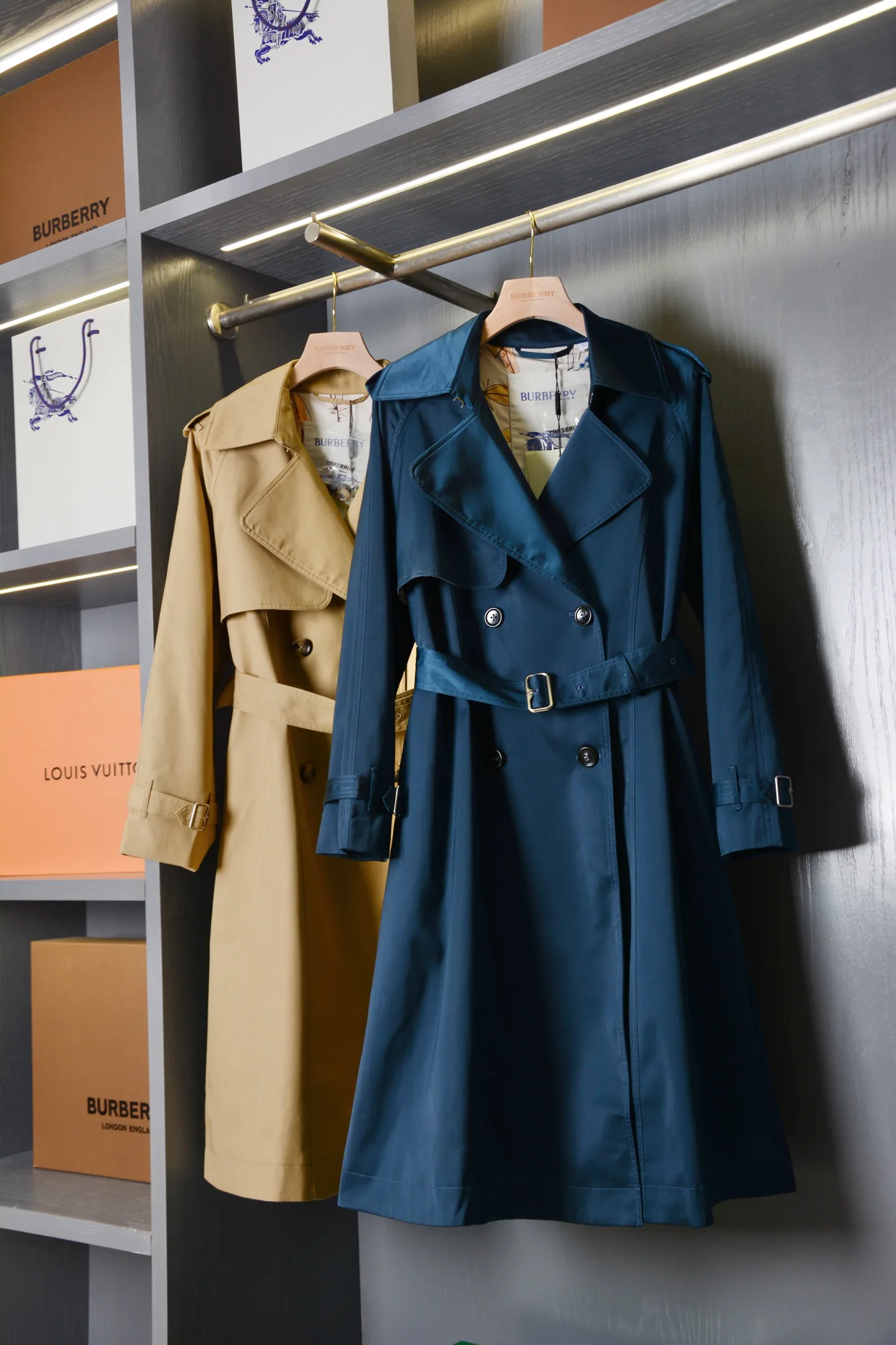 Тренчи Женские Burberry 17906709