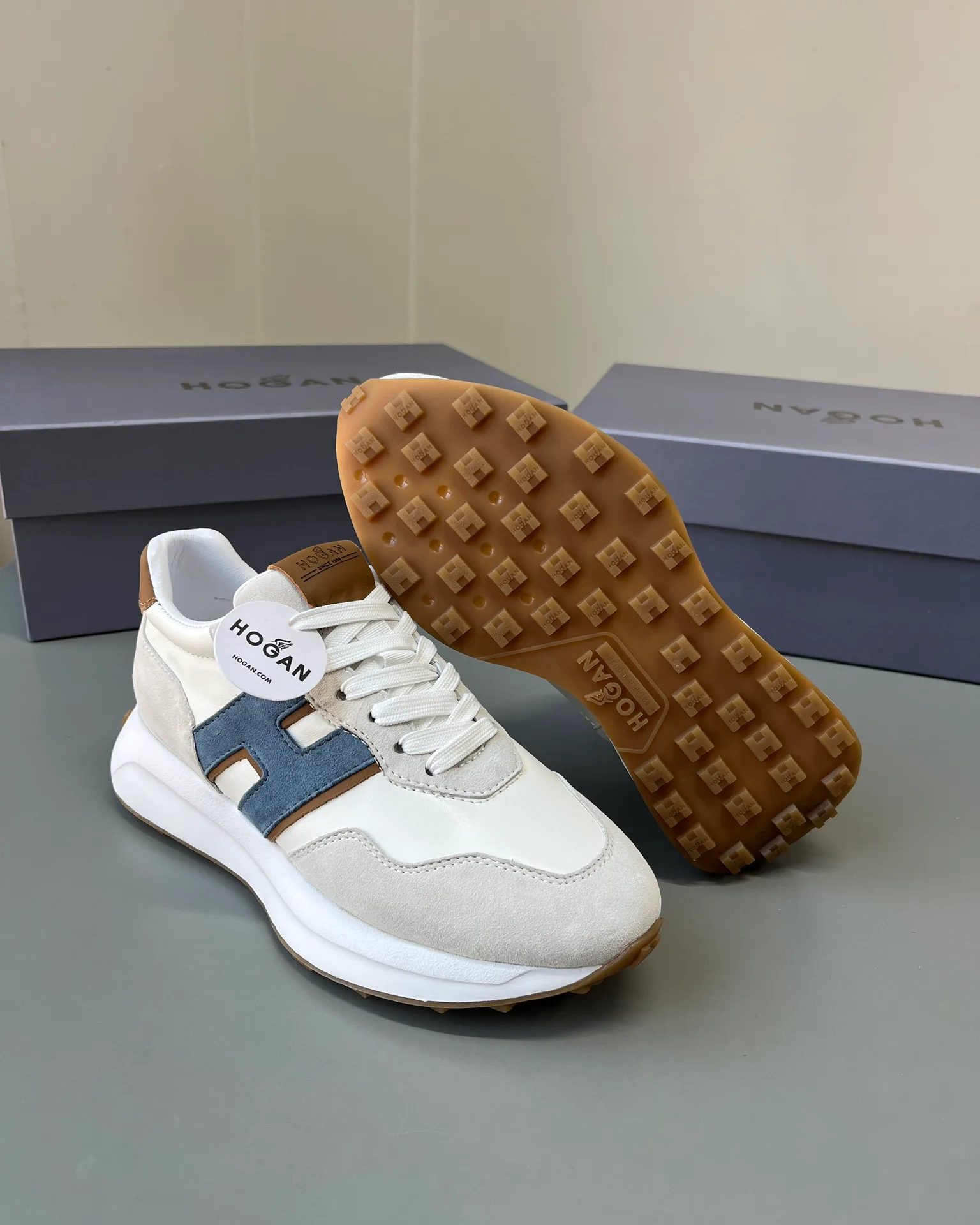Кроссовки Женские Hogan 12629889