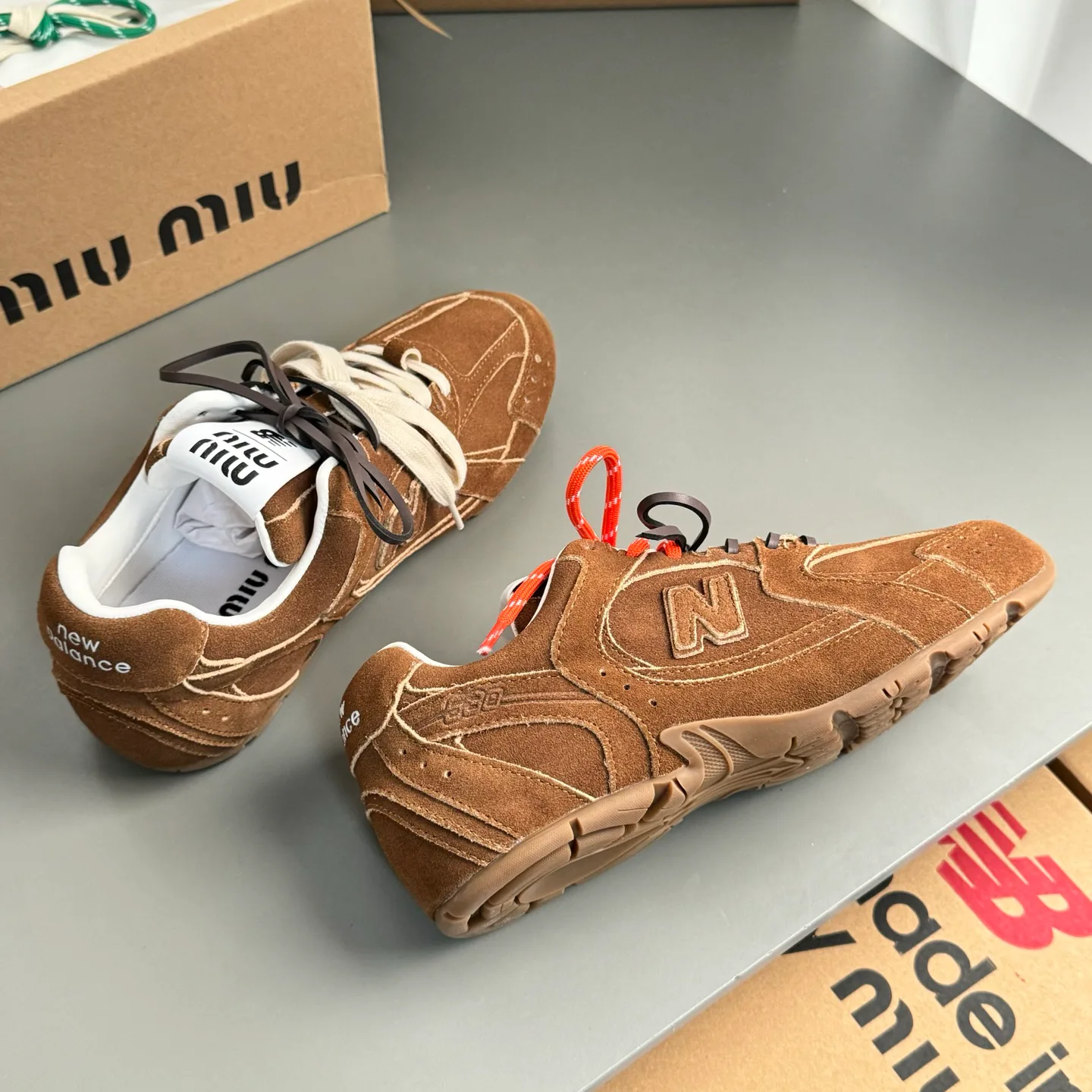Кроссовки Женские Miu Miu 12629852