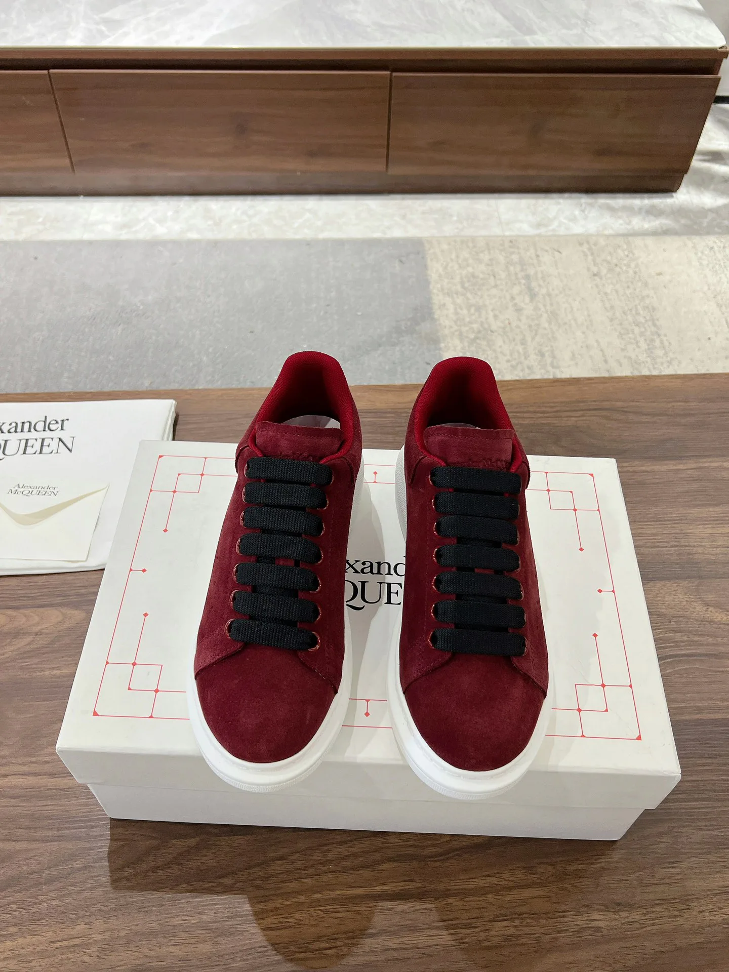 Кроссовки Женские Alexander Mcqueen 19525657