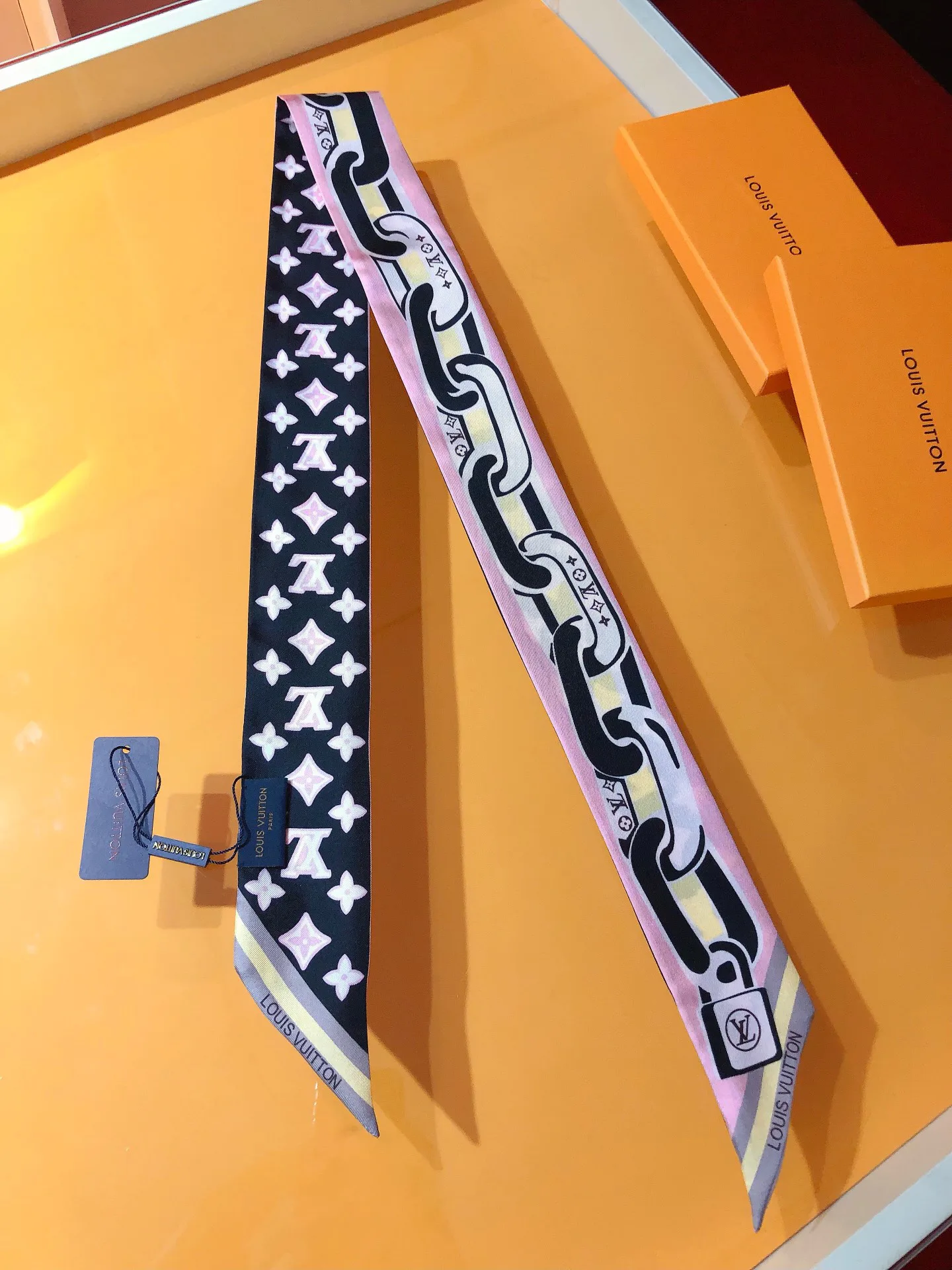 Платки Louis Vuitton 5445796