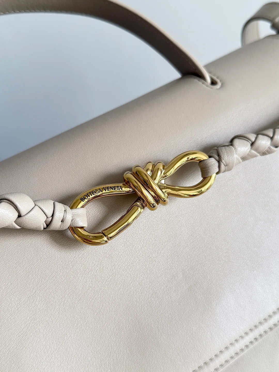 Классические Сумки Женские Bottega Veneta 16878938