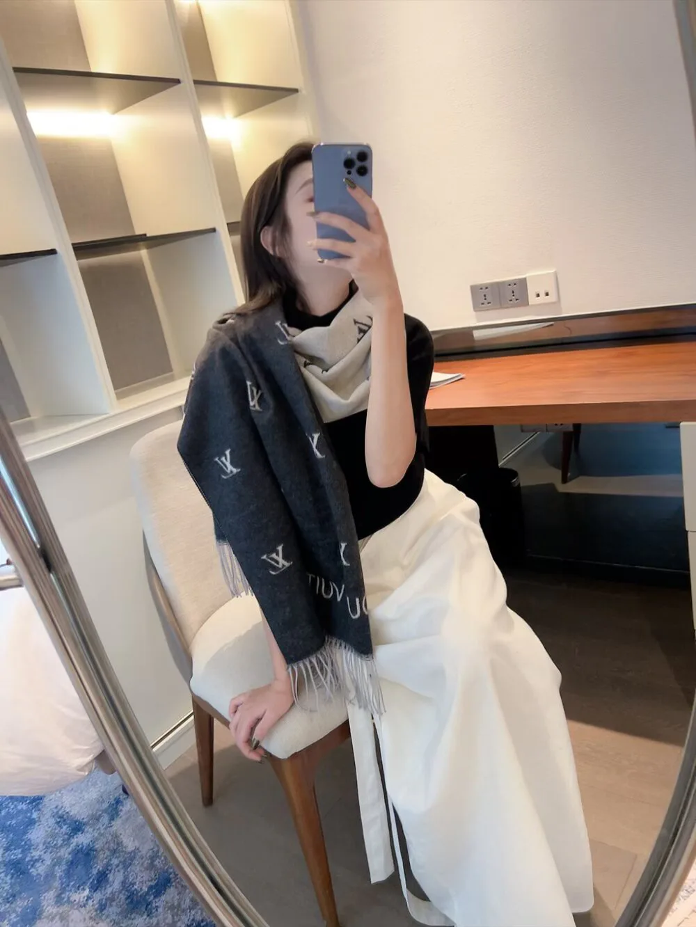 Шарфы Louis Vuitton 920464