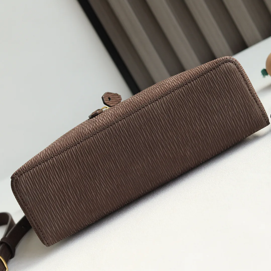 Сумки На Ремне Женские Loro Piana 963031