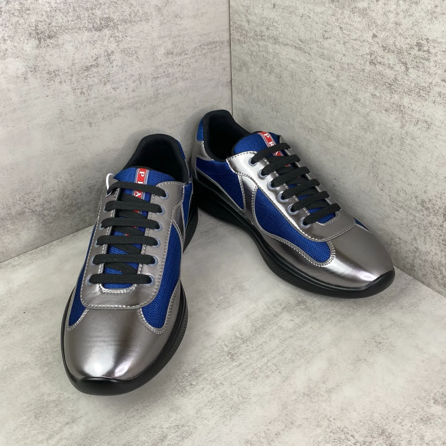 Кроссовки Мужские Prada 17918705