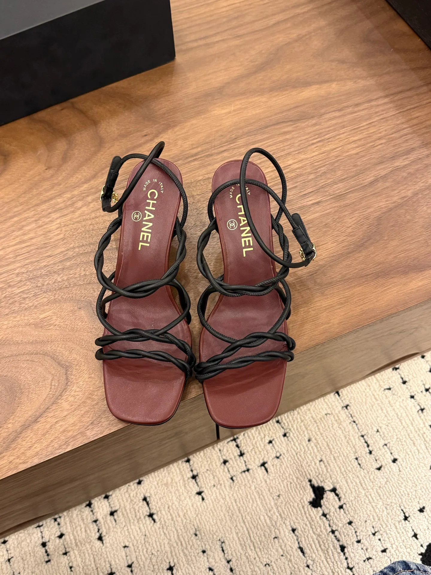 Сандалии Женские Chanel 13444881