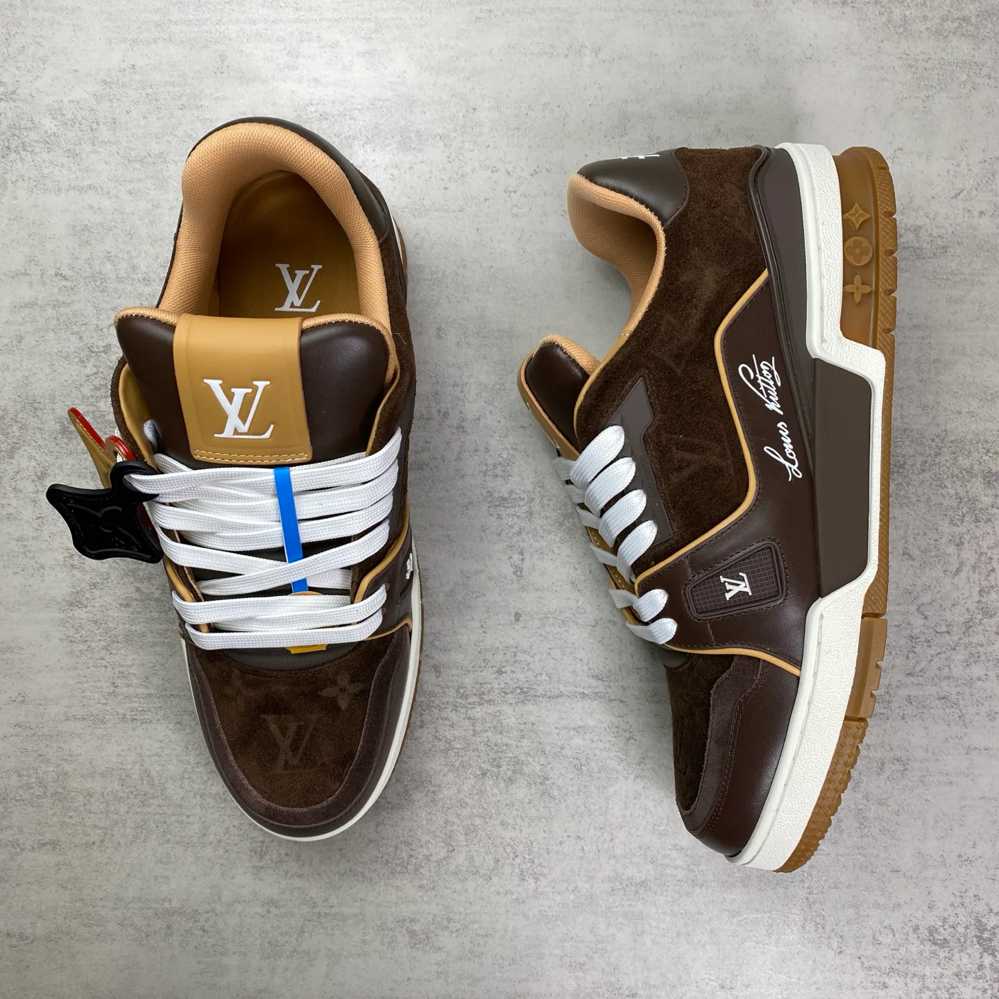 Кроссовки Женские Louis Vuitton 18535716