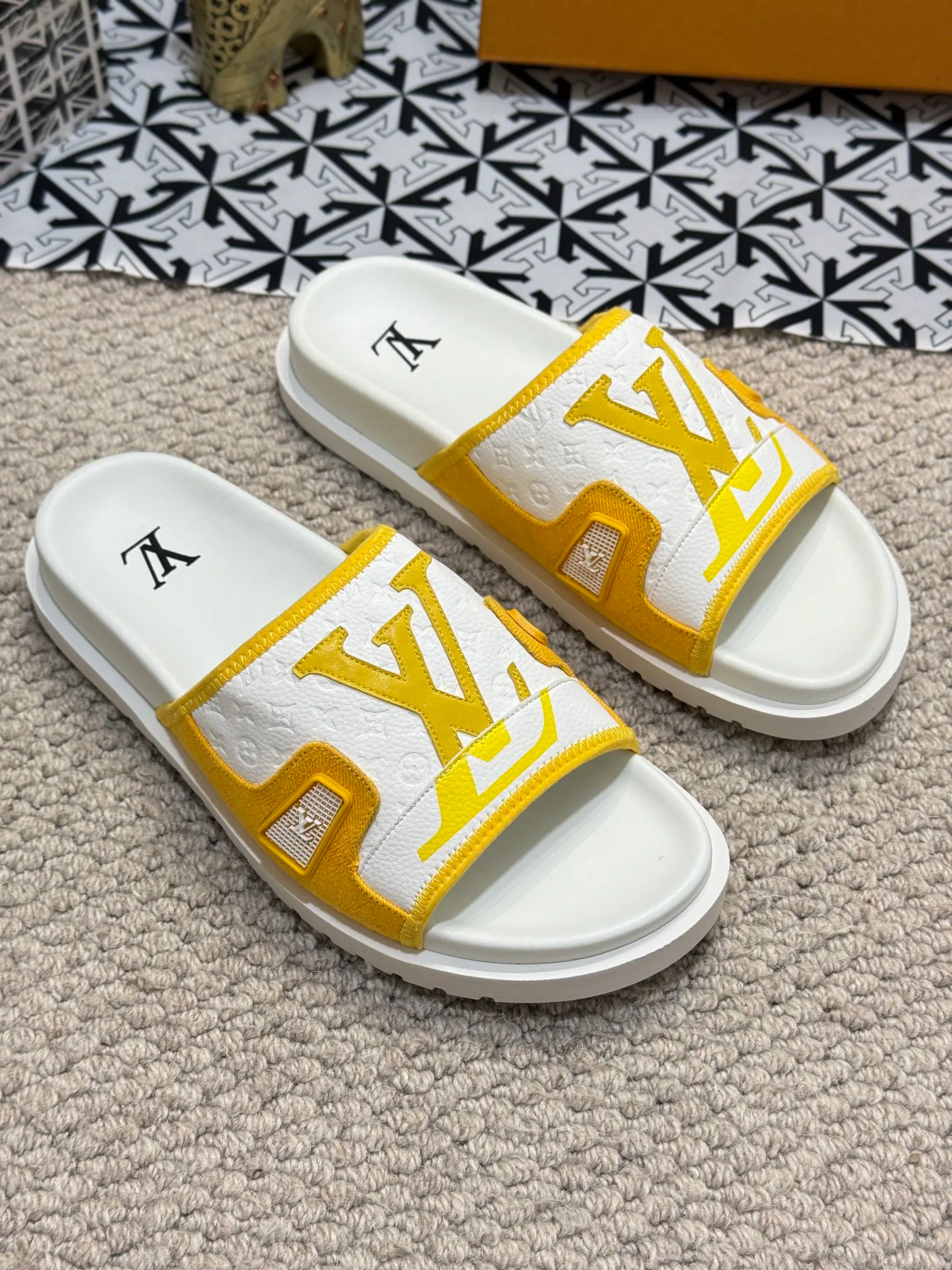 Шлепанцы Мужские Louis Vuitton 46083