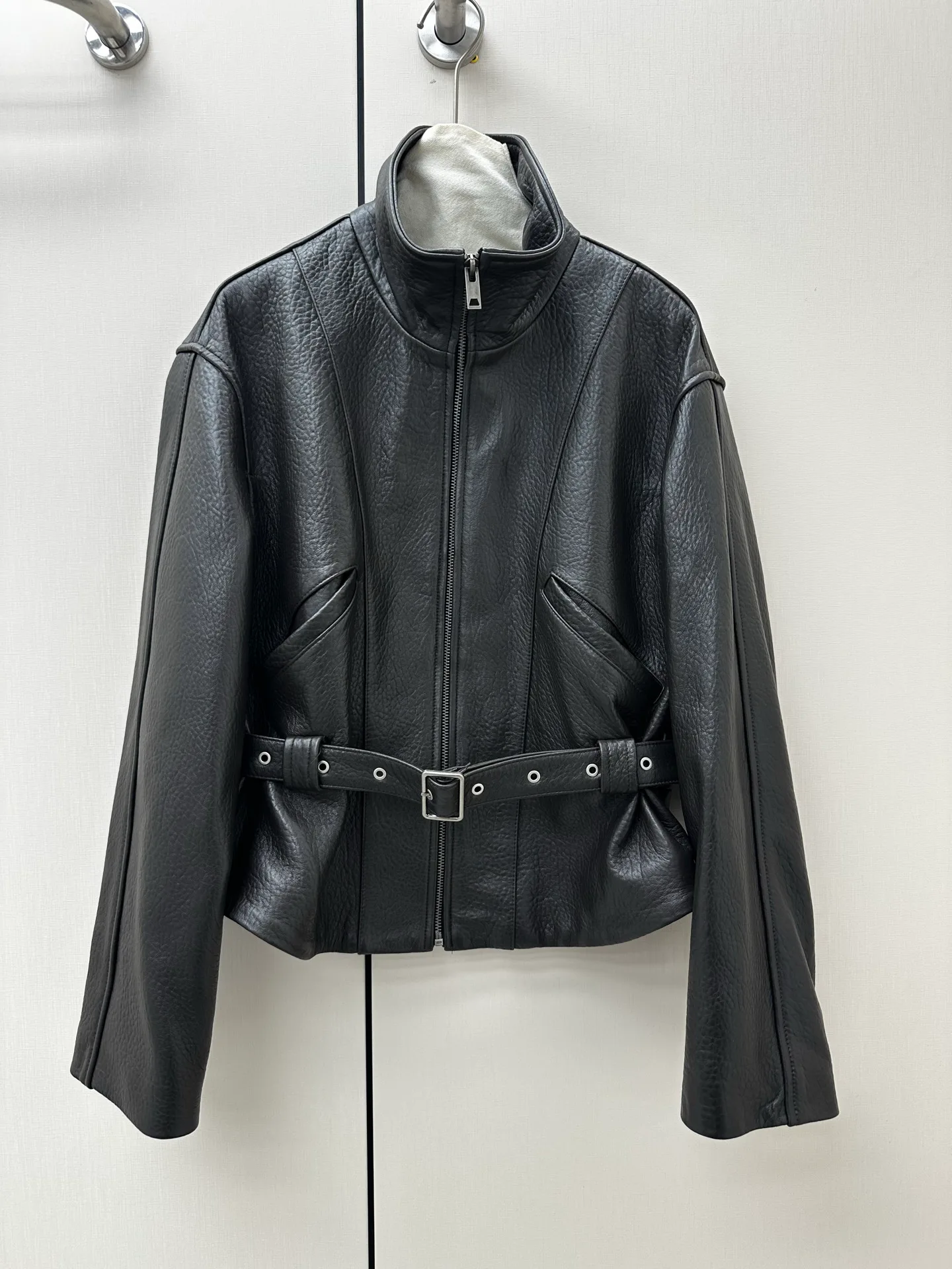 Кожаные Куртки И Дублёнки Женские Saint Laurent 18061022
