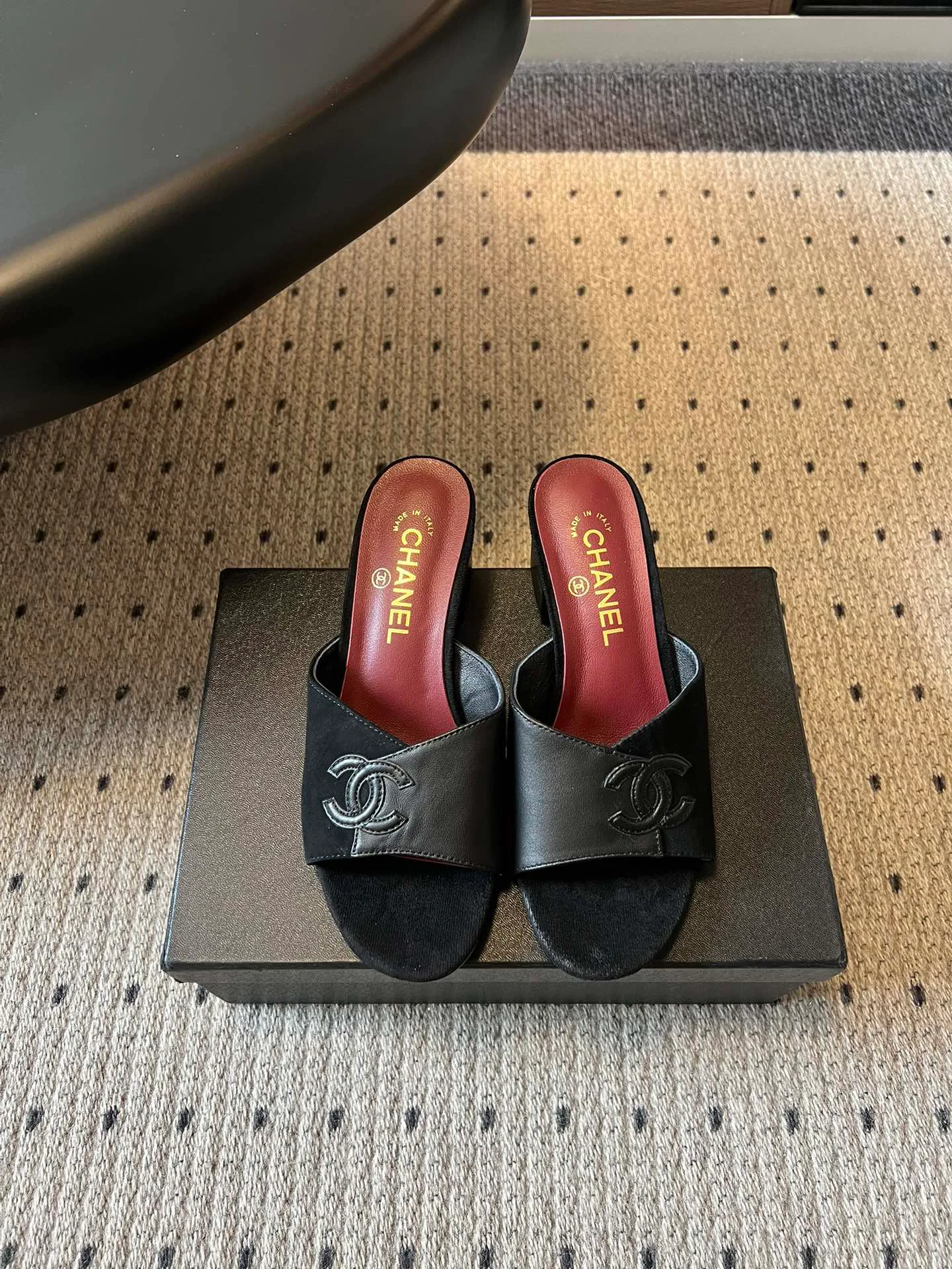 Босоножки Женские Chanel 12833506