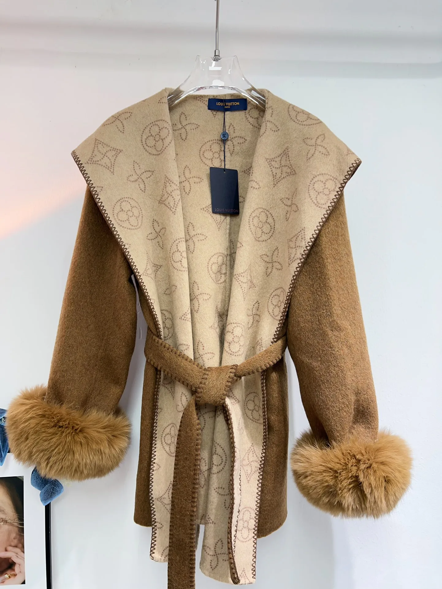 Пальто Женские Louis Vuitton 855987