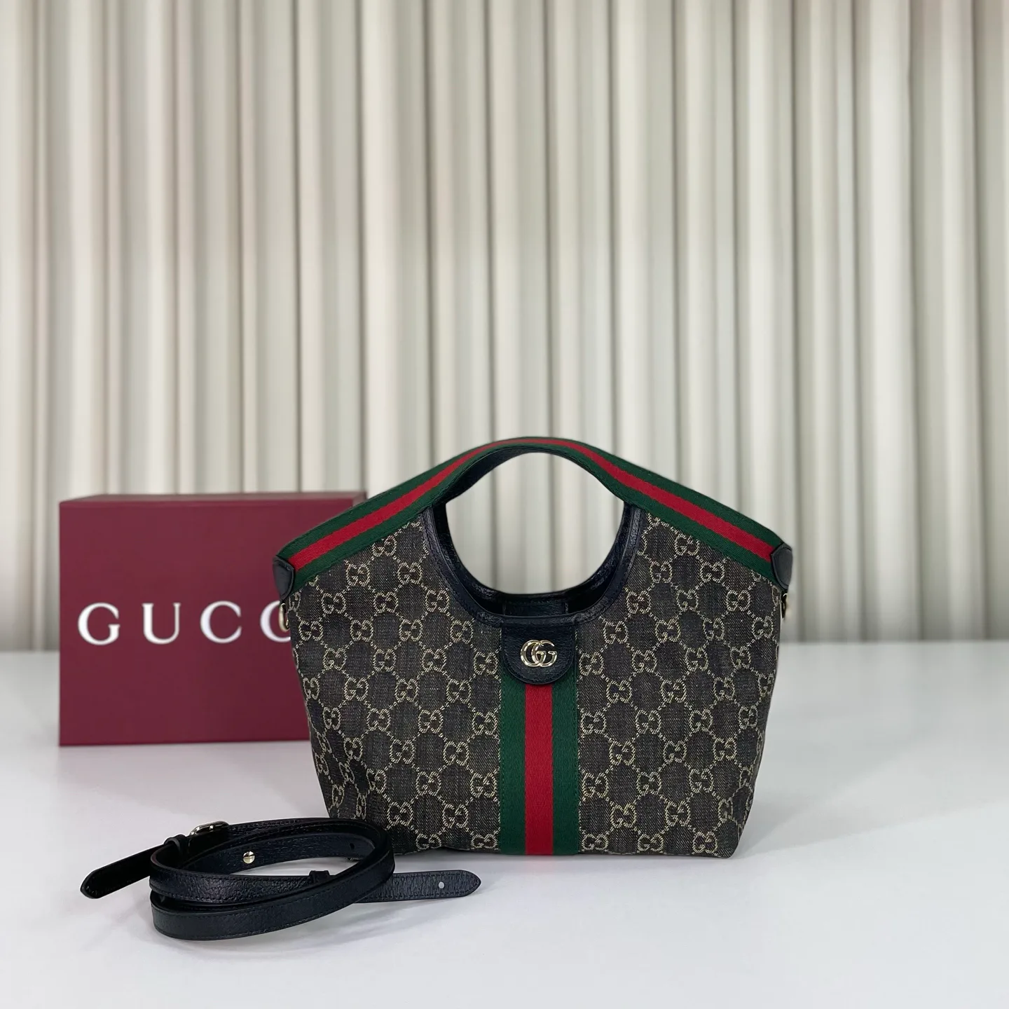 Классические Сумки Женские Gucci 11825964