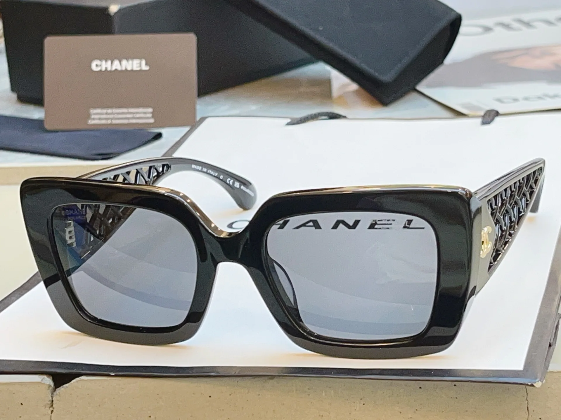 Очки Chanel 17529371