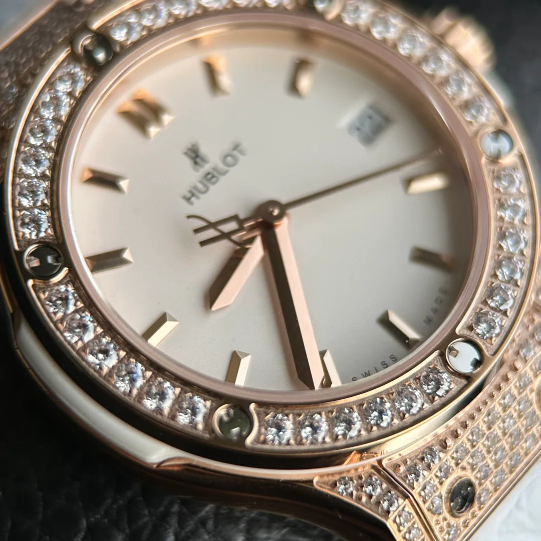 Часы Женские Hublot 17629717