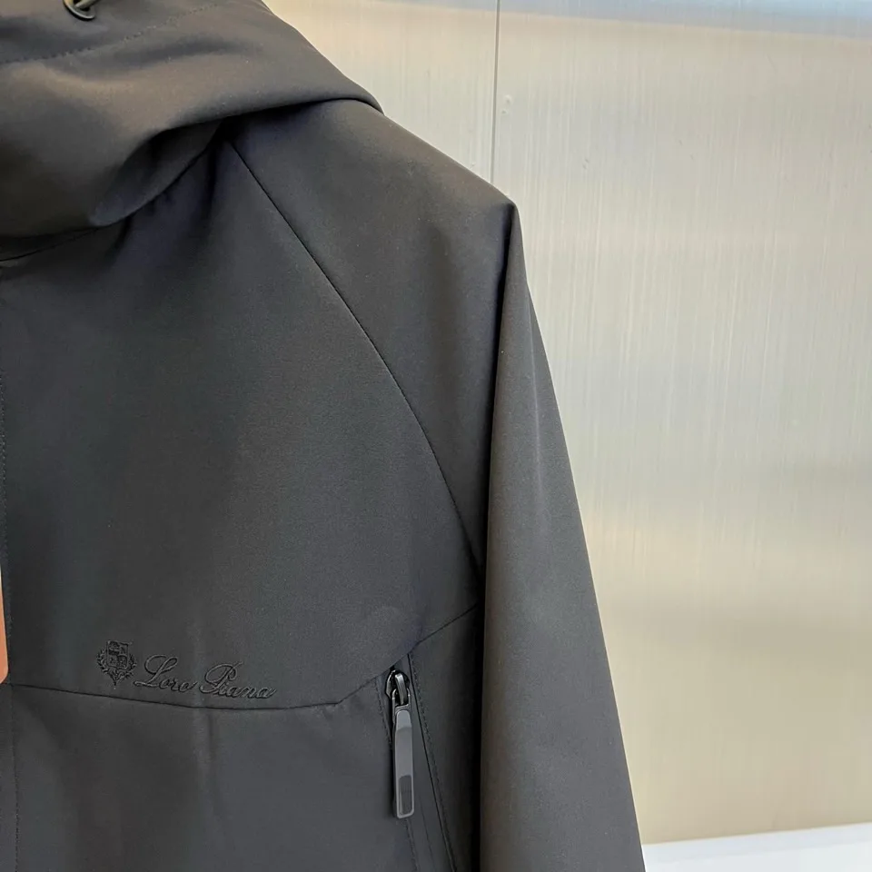 Куртки И Пуховики Женские Loro Piana 18416796