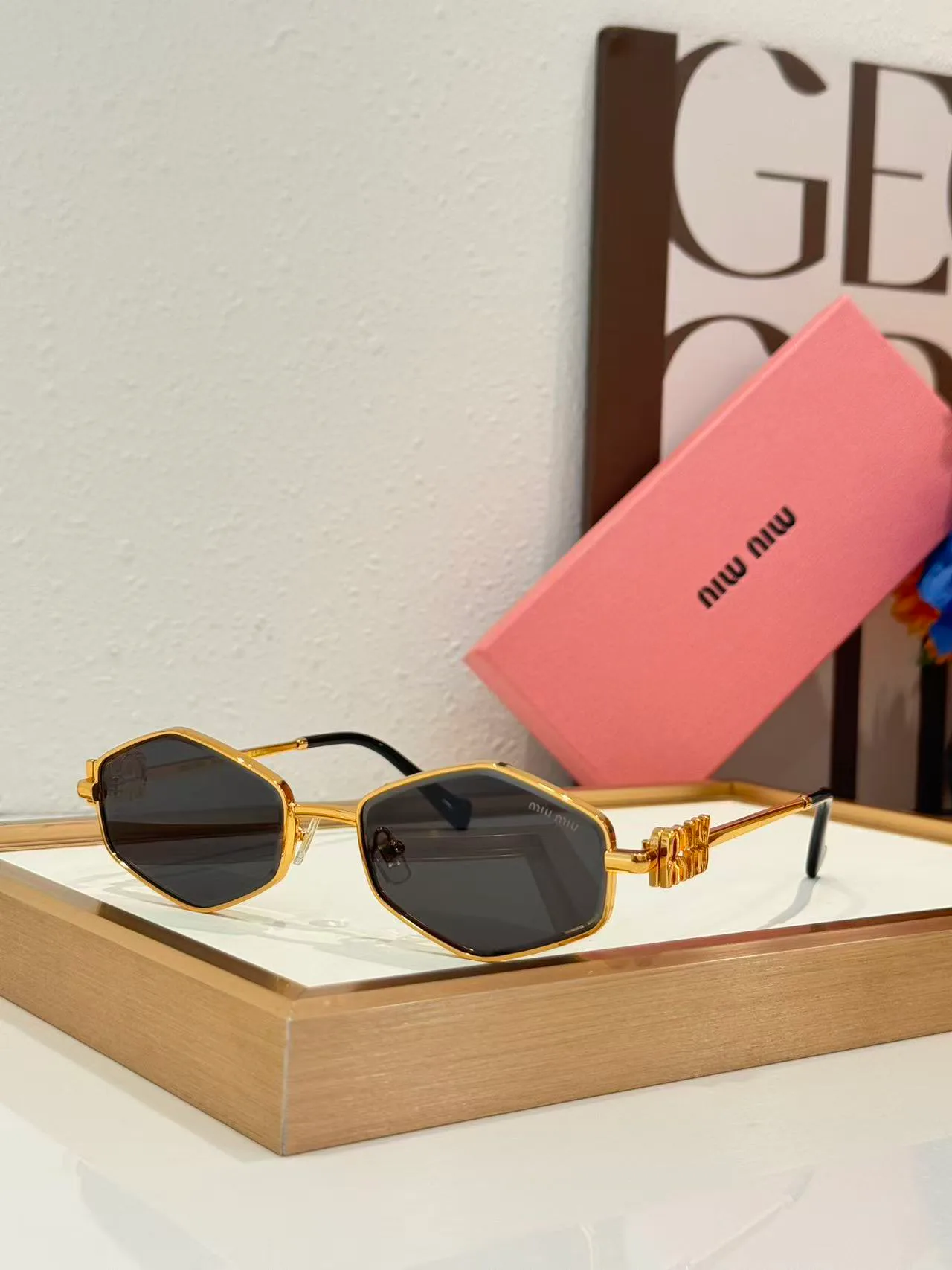 Очки Miu Miu 18226203