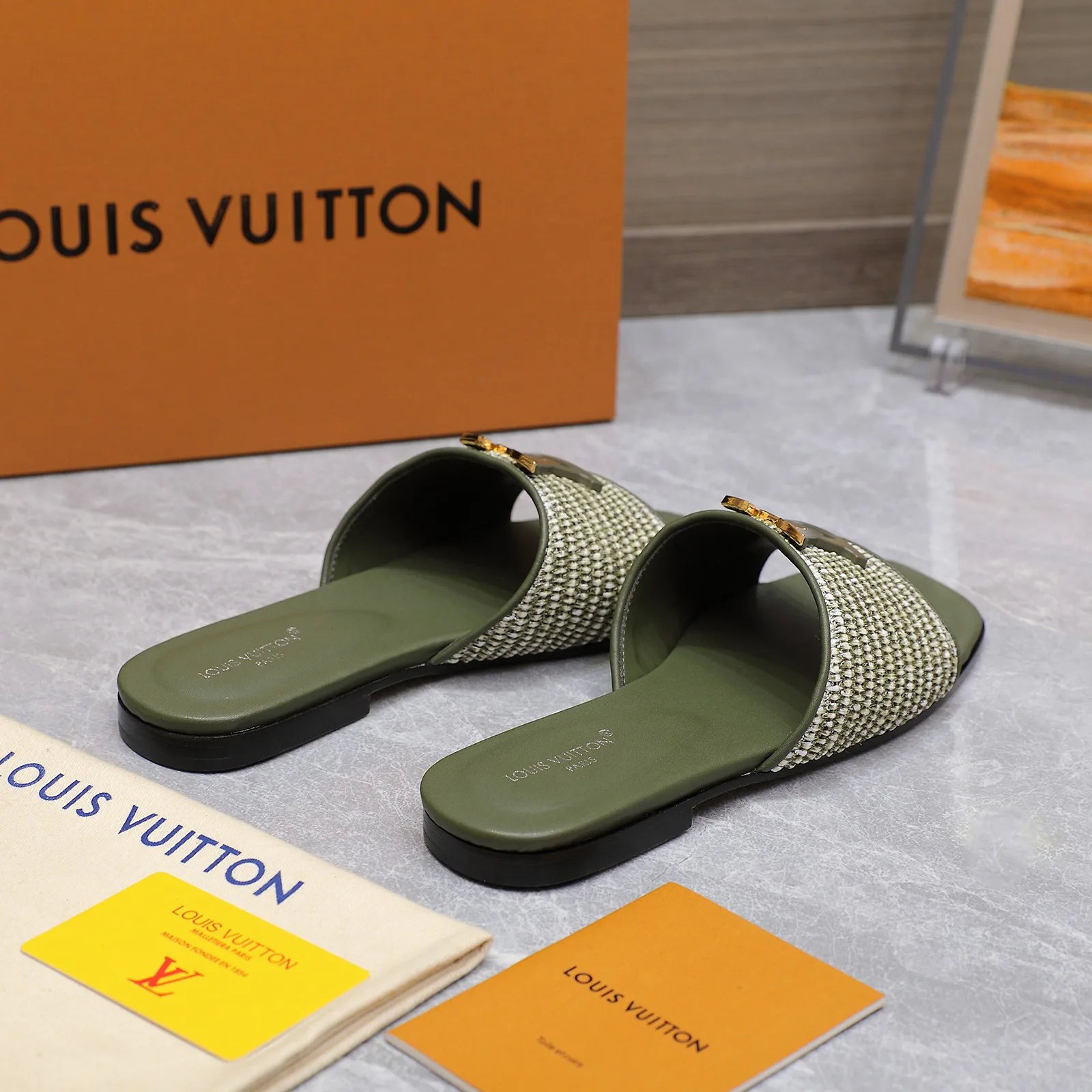 Шлепанцы Женские Louis Vuitton 491971