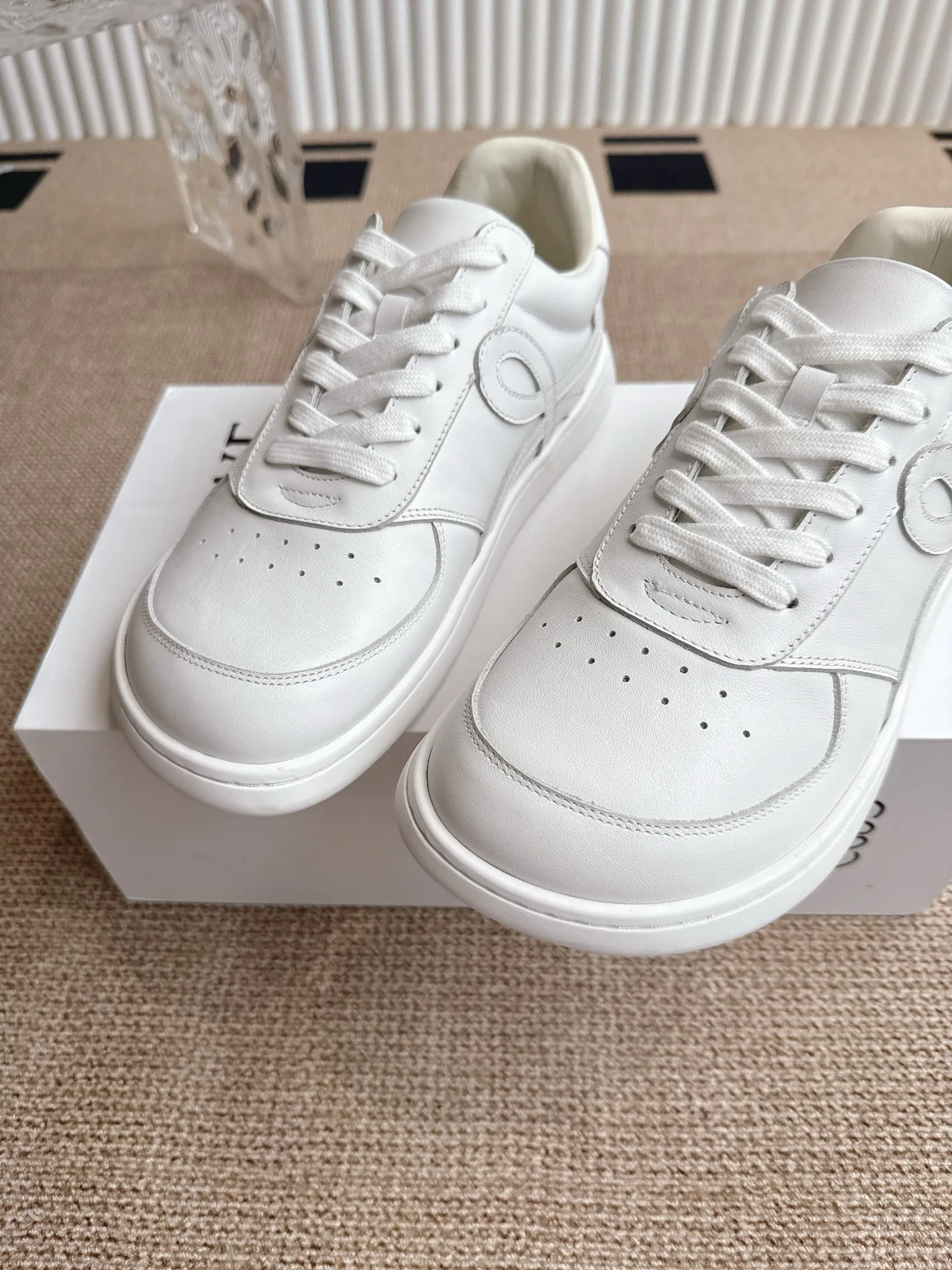 Кроссовки Женские Loewe 13080128