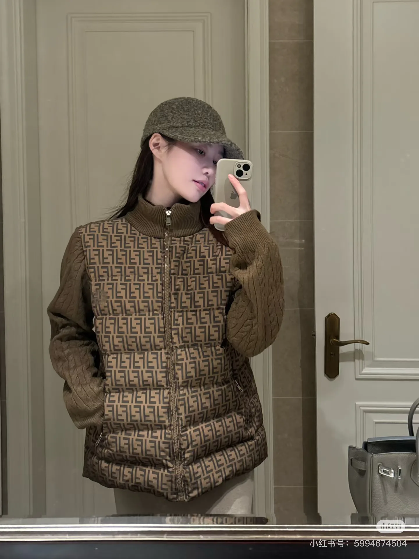 Куртки И Пуховики Женские Fendi 685248