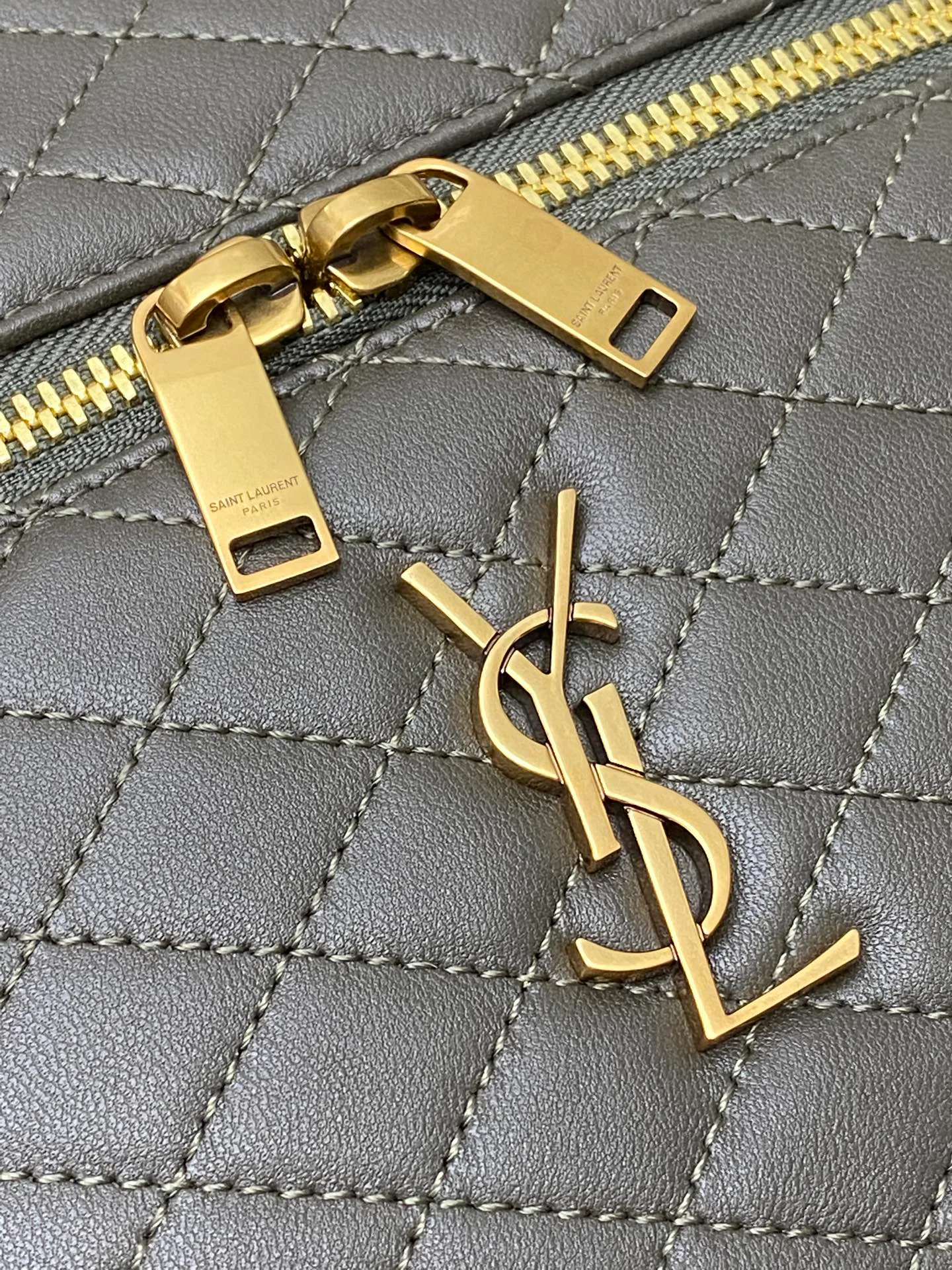 Классические Сумки Женские Saint Laurent 10000423