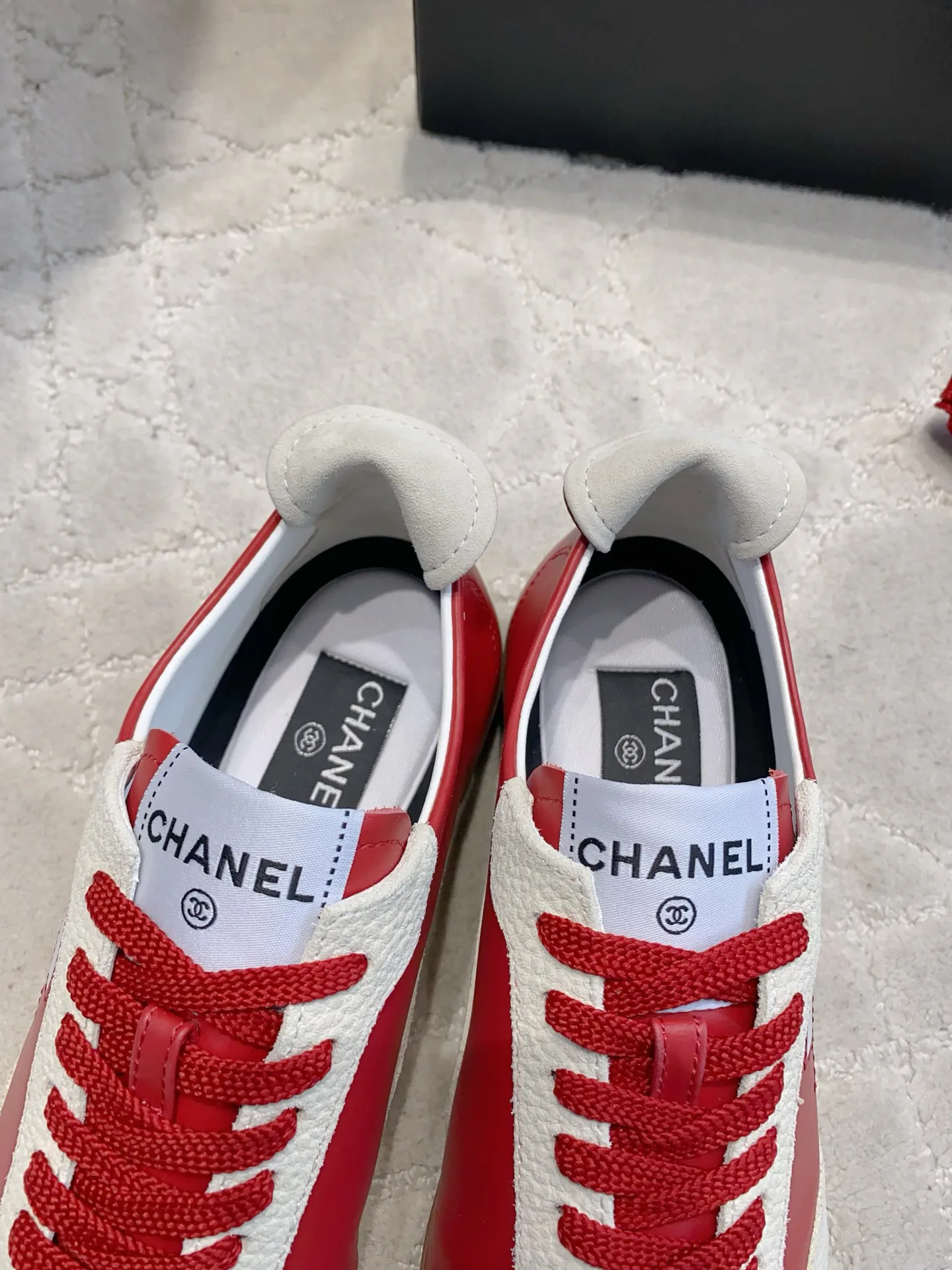 Кроссовки Женские Chanel 18003951