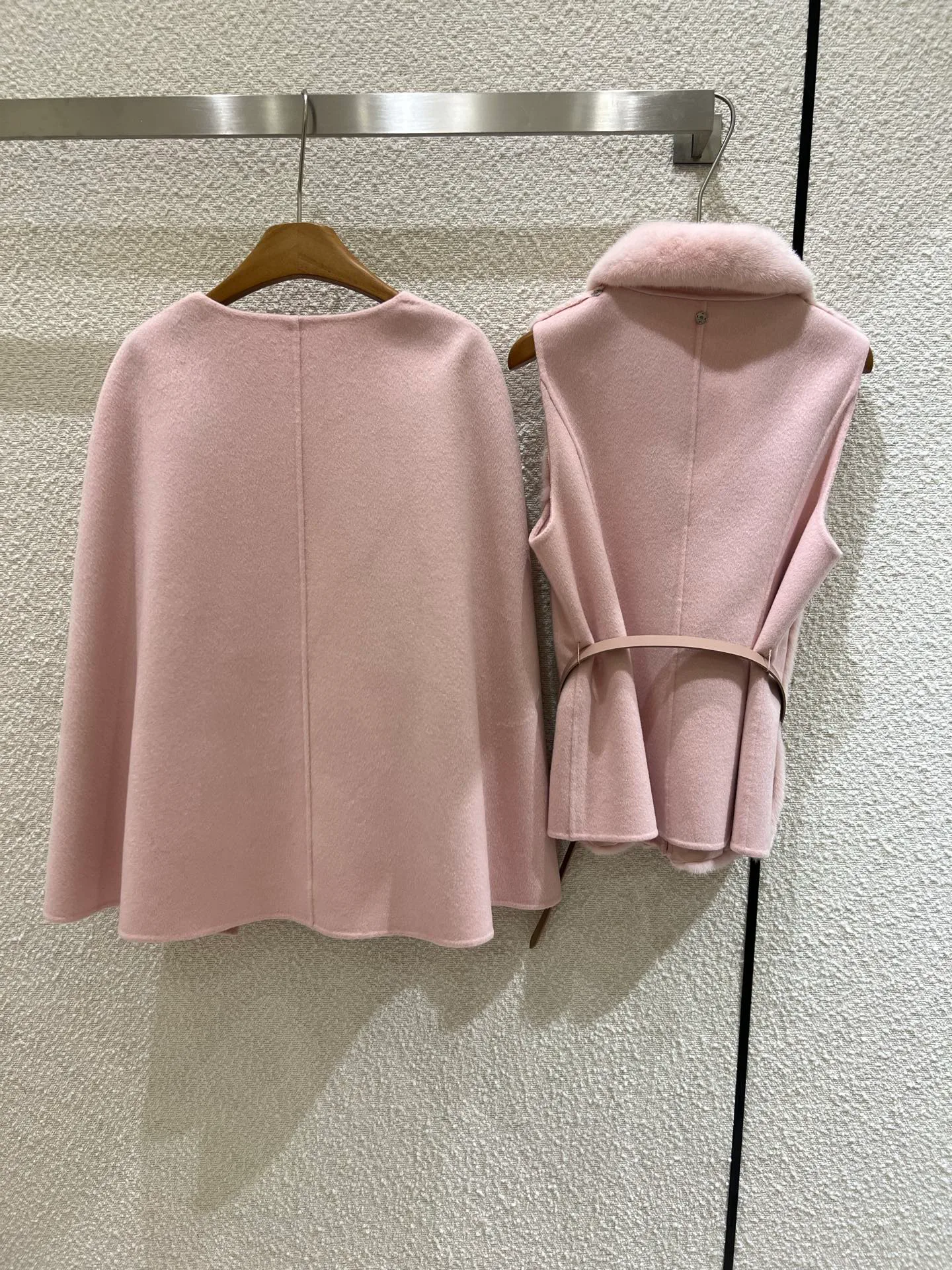 Пальто Женские Loro Piana 19779144