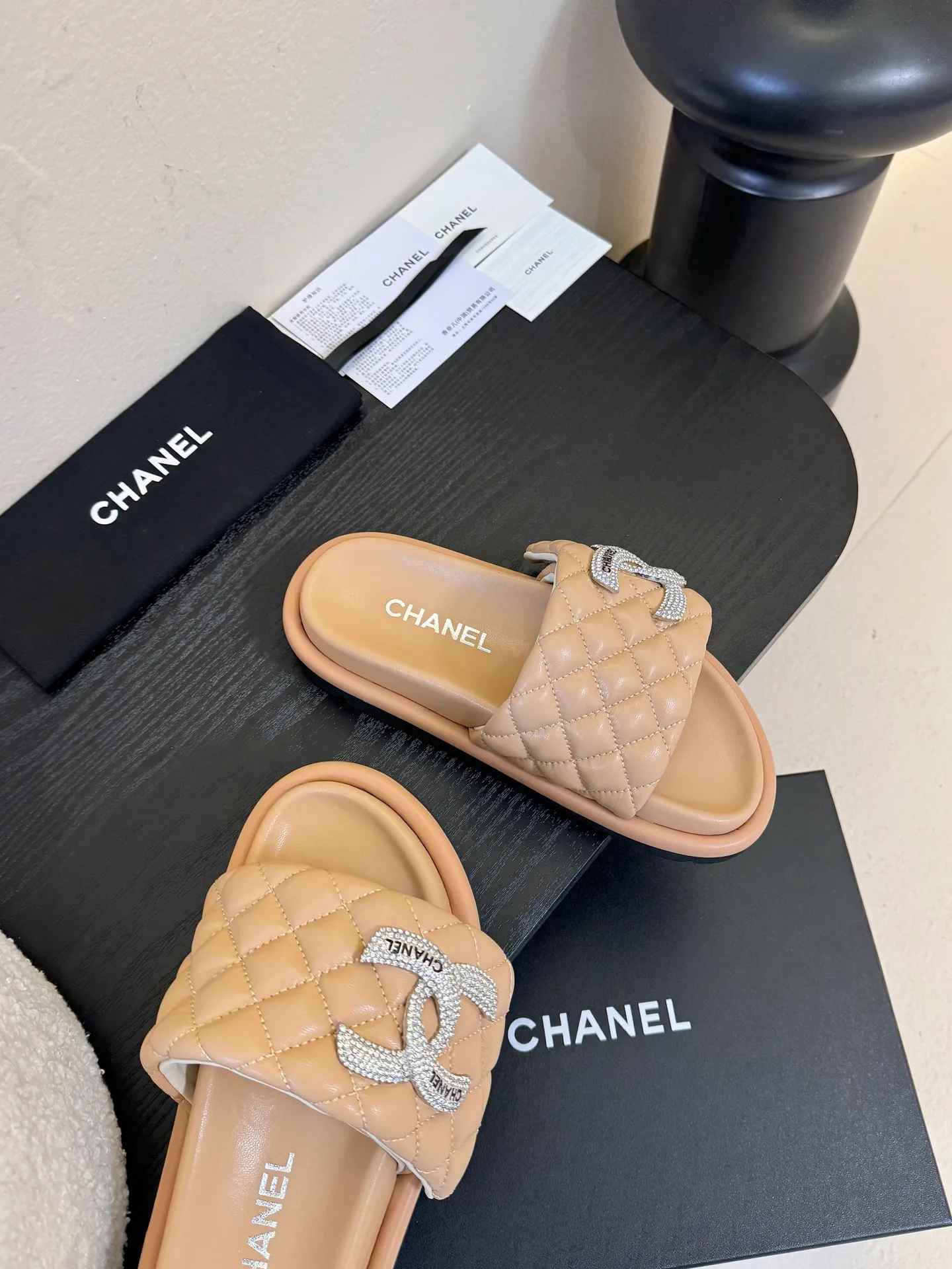 Шлепанцы Женские Chanel 1590886