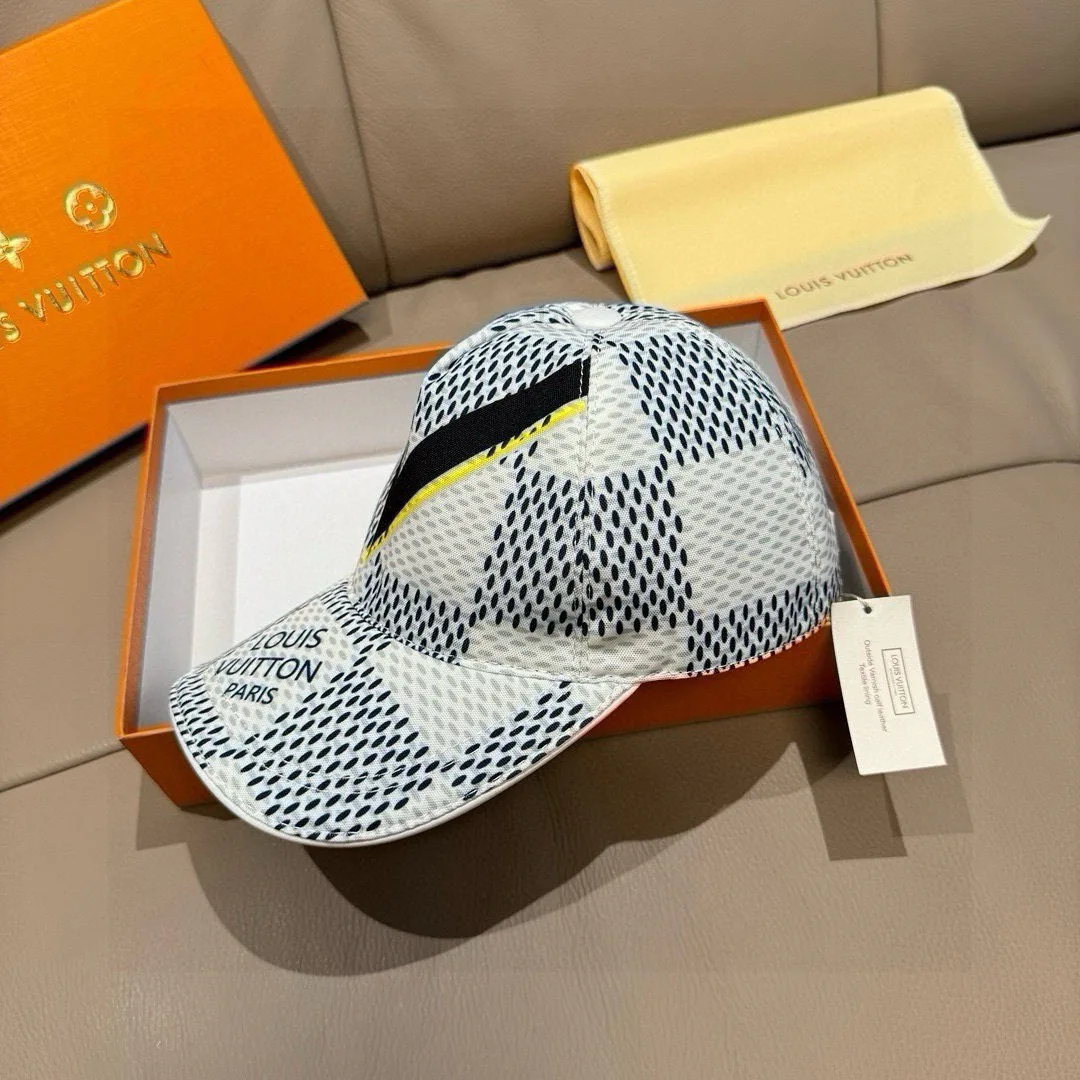 Головные Уборы Louis Vuitton 17604820