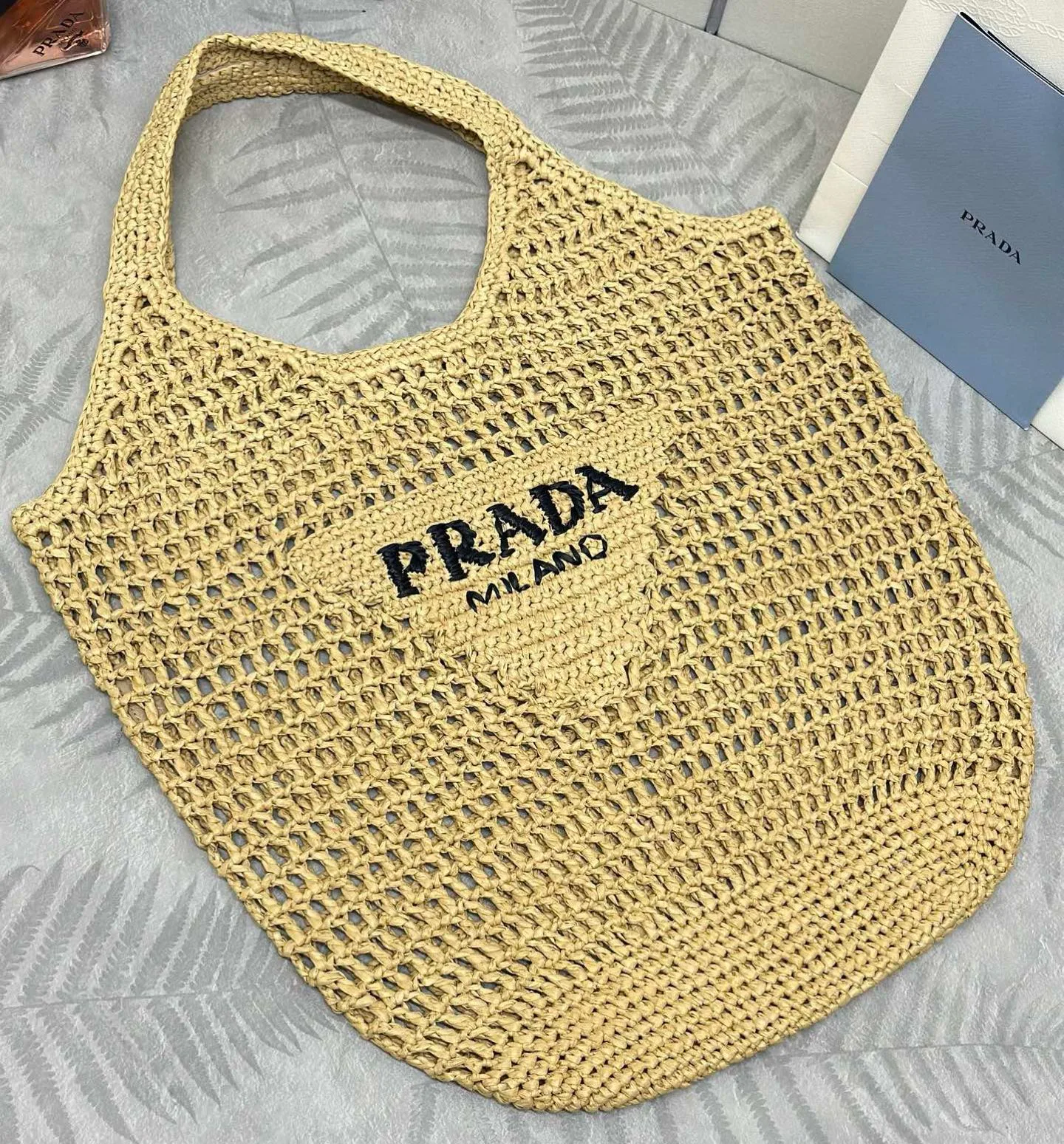 Классические Сумки Женские Prada 11681971