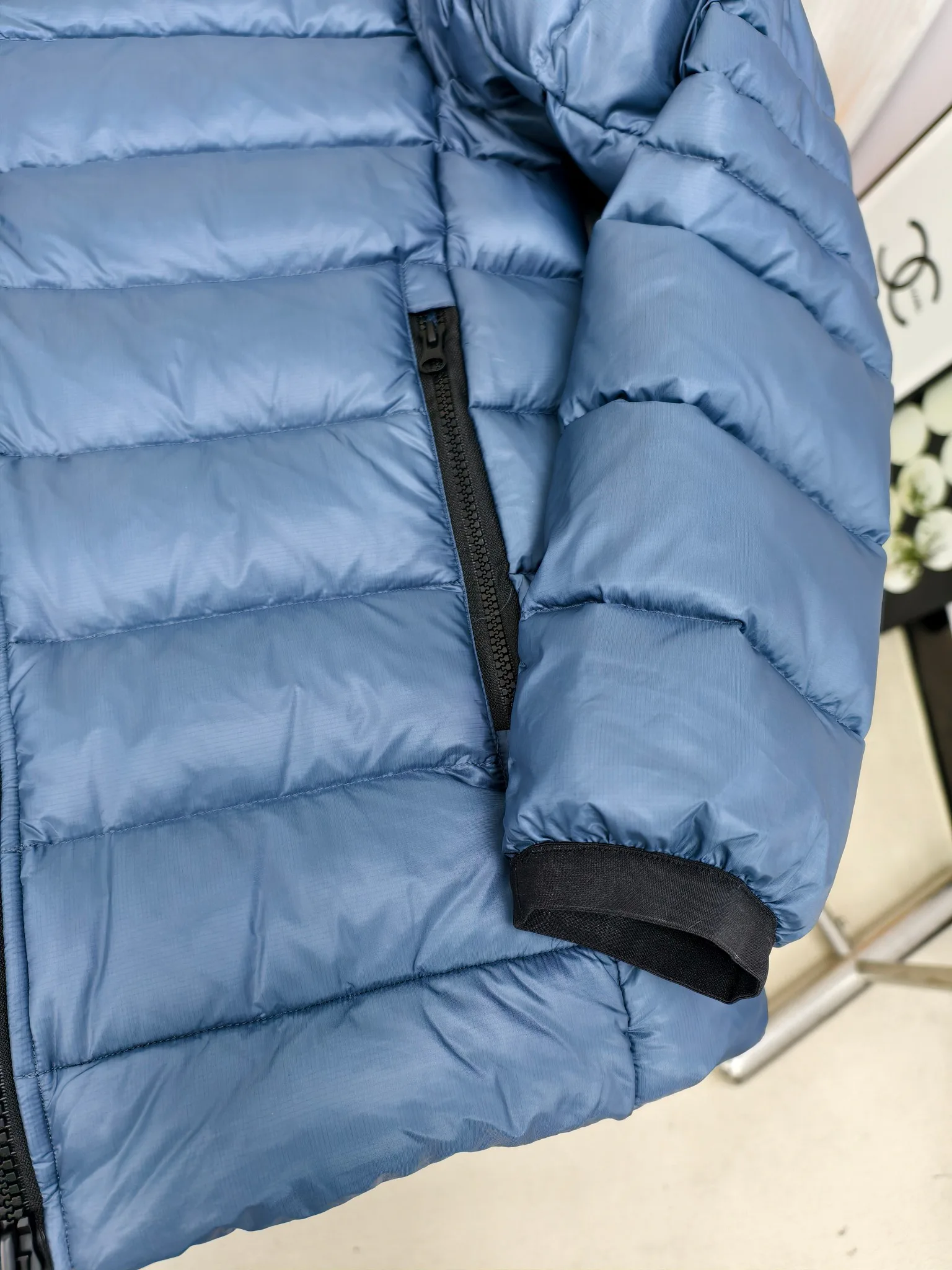 Куртки И Пуховики Женские Canada Goose 18926097