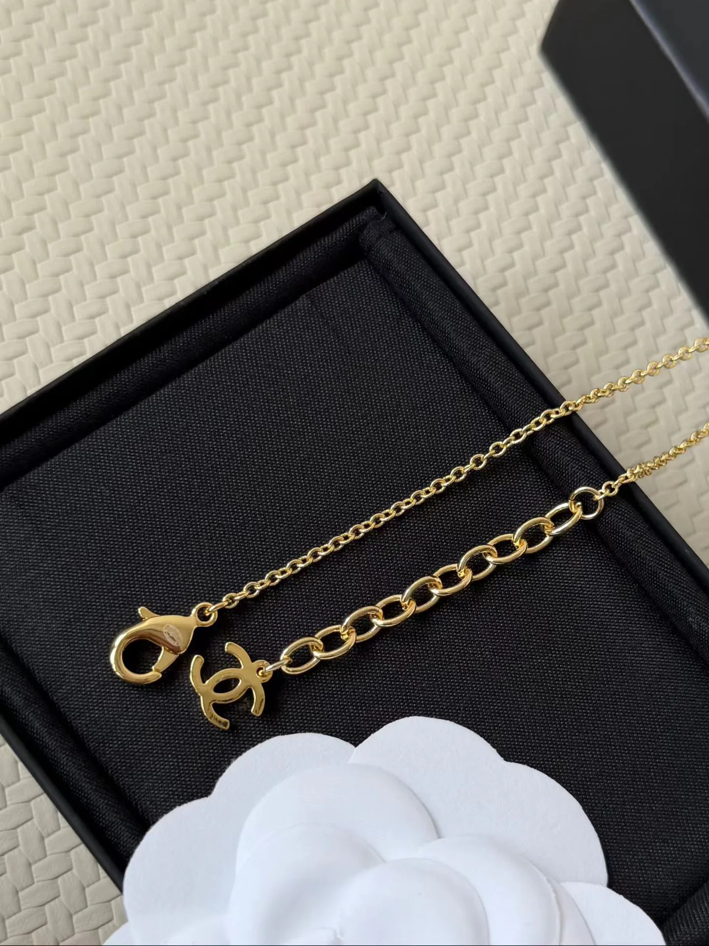 Бижутерия Chanel 18122886