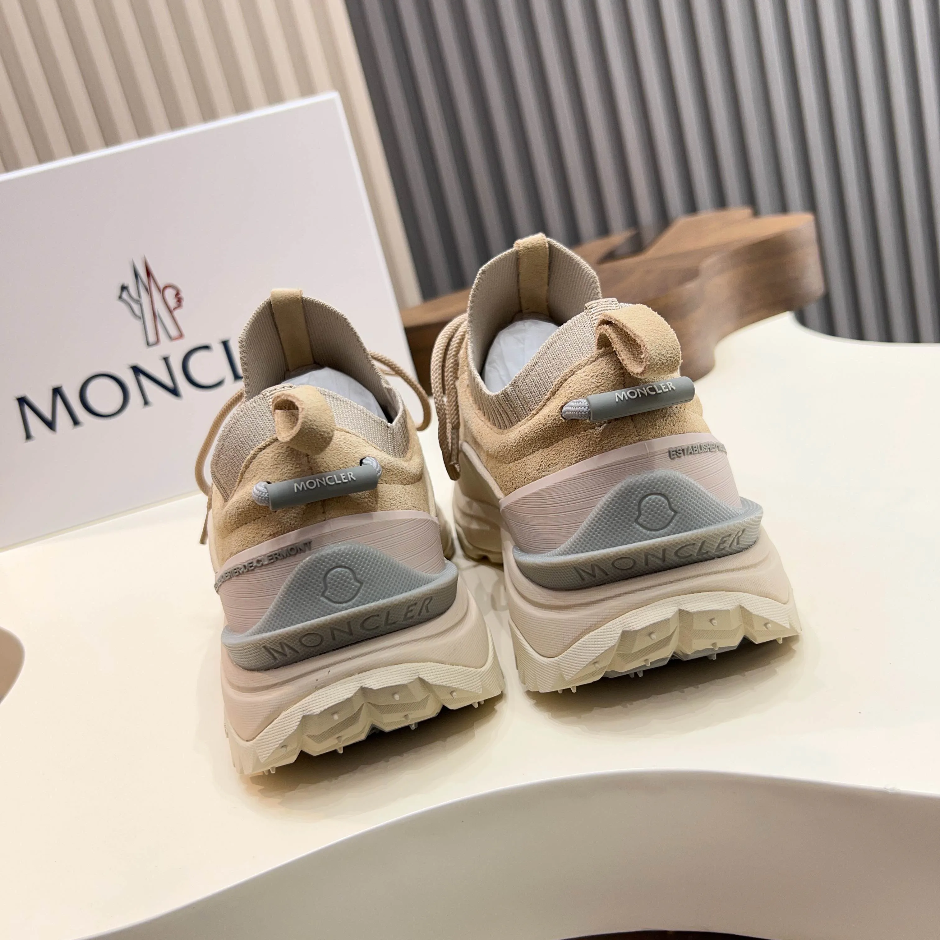Кроссовки Мужские Moncler 18116744
