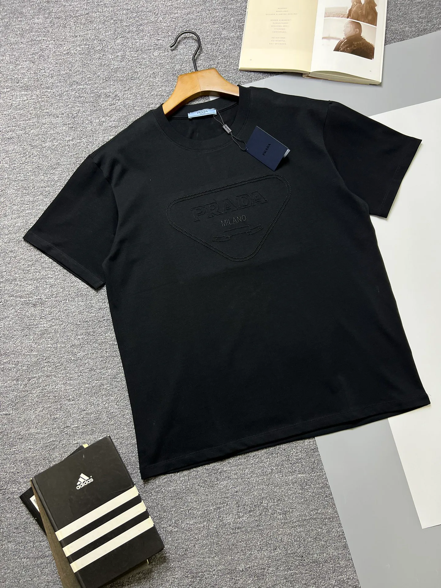 Футболки Женские Prada 11575057