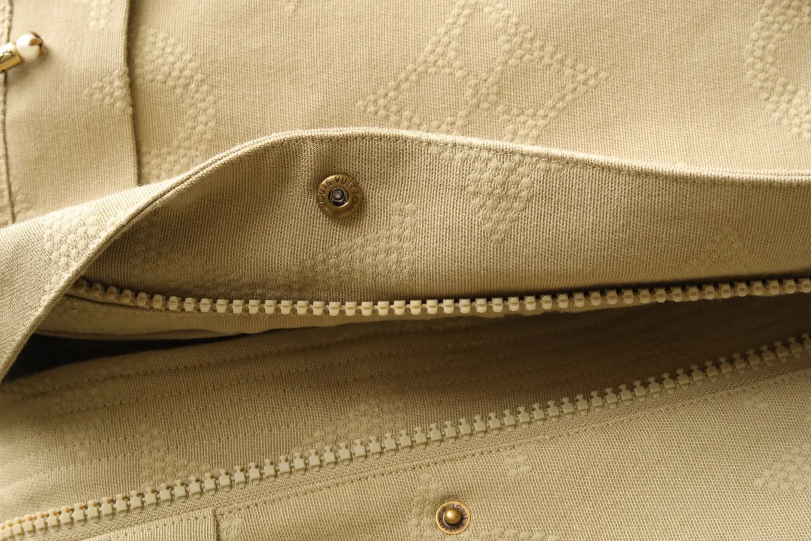 Куртки И Пуховики Мужские Louis Vuitton 5715429