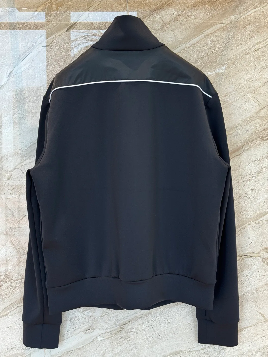 Куртки И Пуховики Женские Prada 18120153