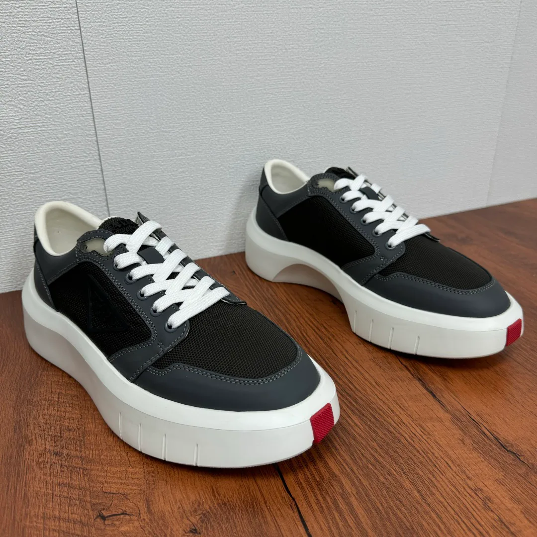 Кроссовки Мужские Prada 11211810