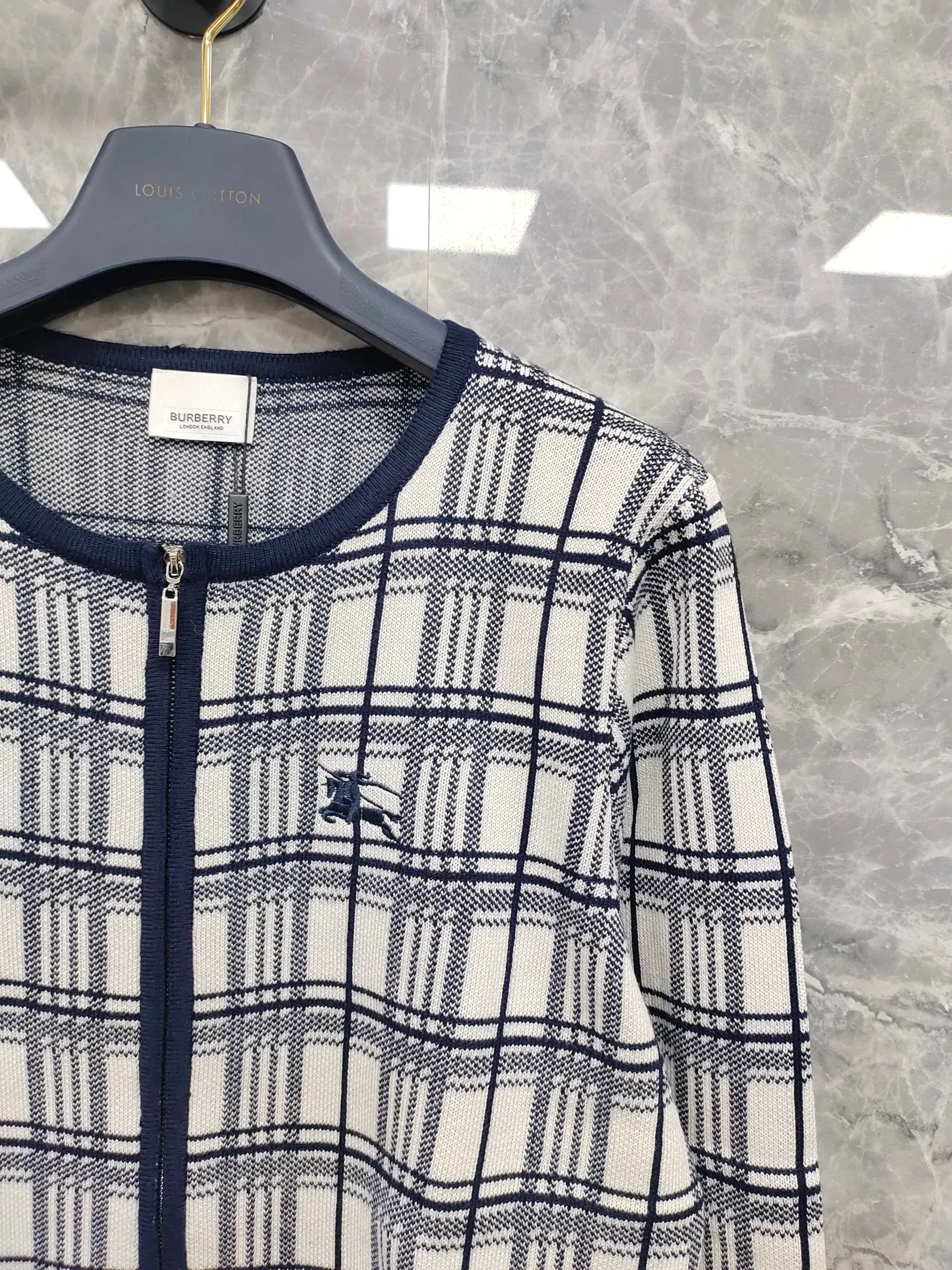 Джемперы И Свитеры Женские Burberry 18417246