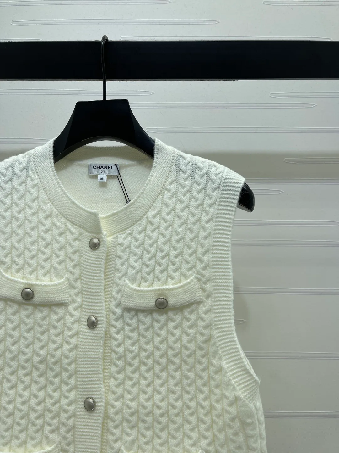 Жилеты Женские Chanel 11517805