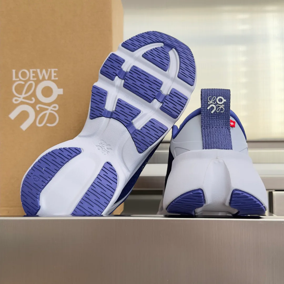 Кроссовки Женские Loewe 18339164